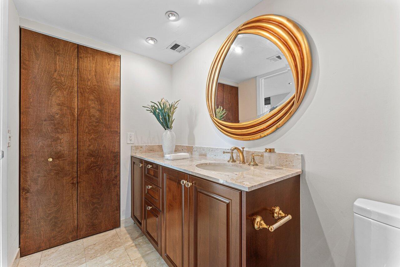 LA FONTANA CONDO - Residential