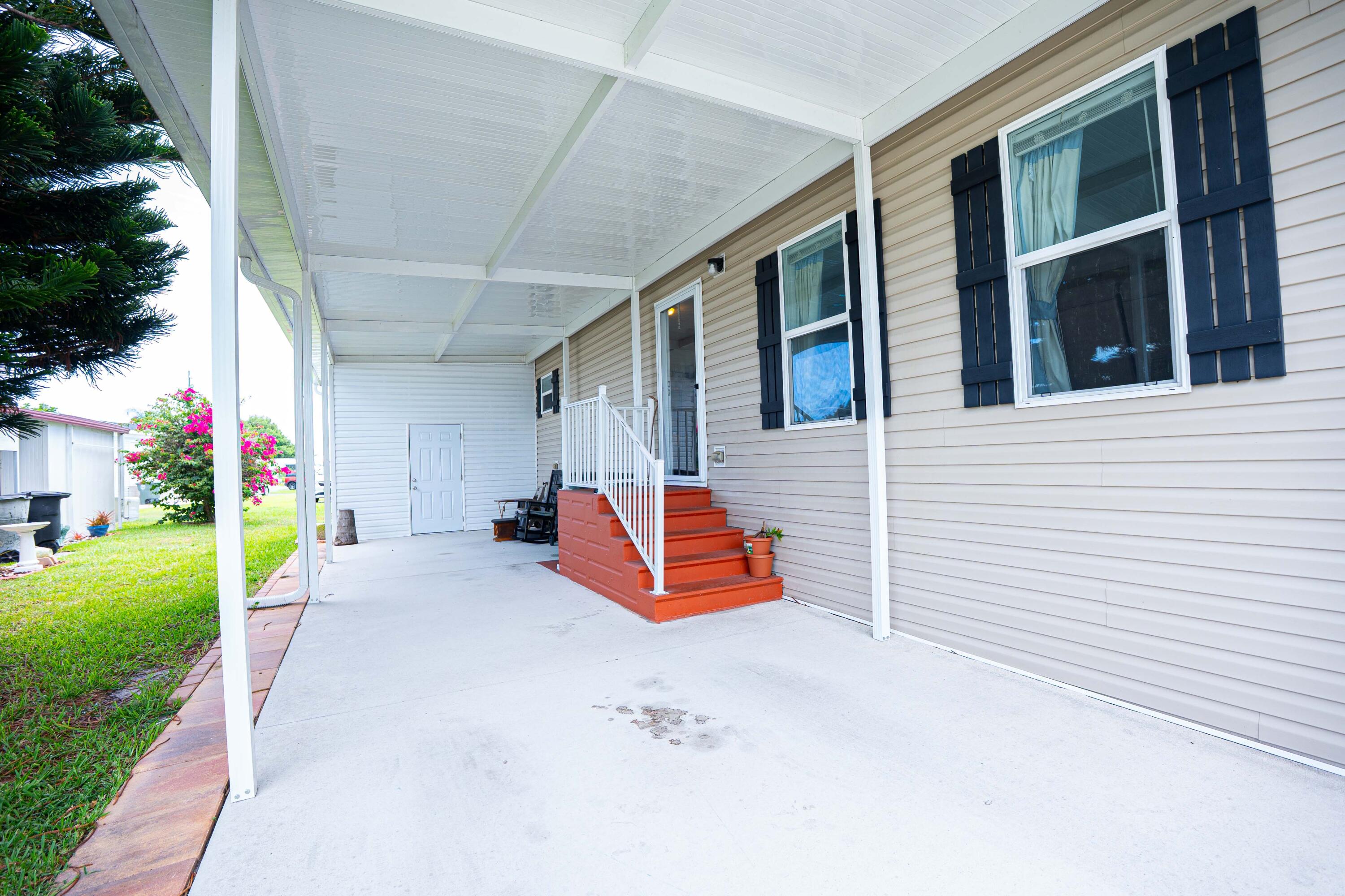 Sandhill Shores - Residential