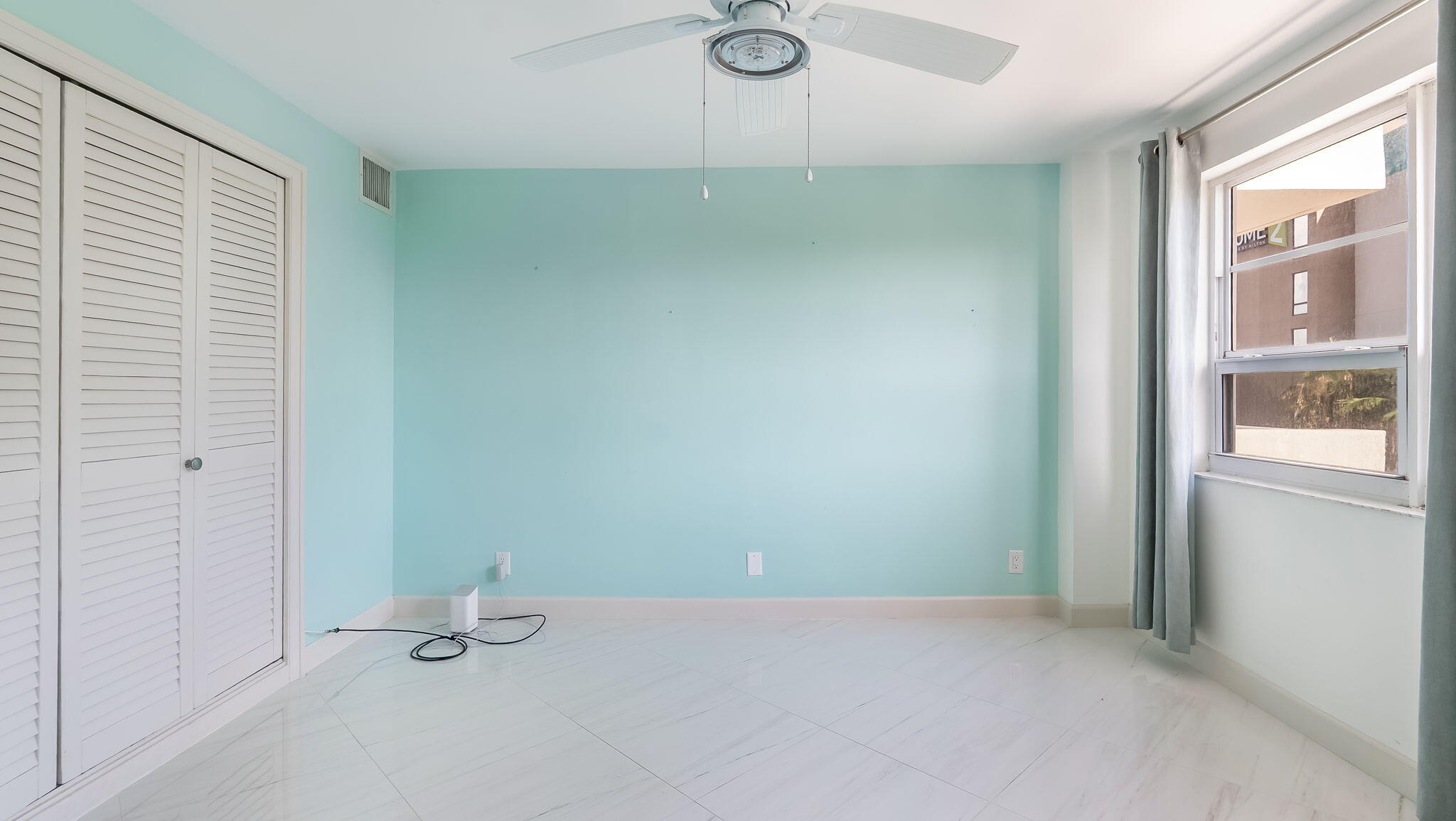OCEAN MONARCH CONDO - Residential