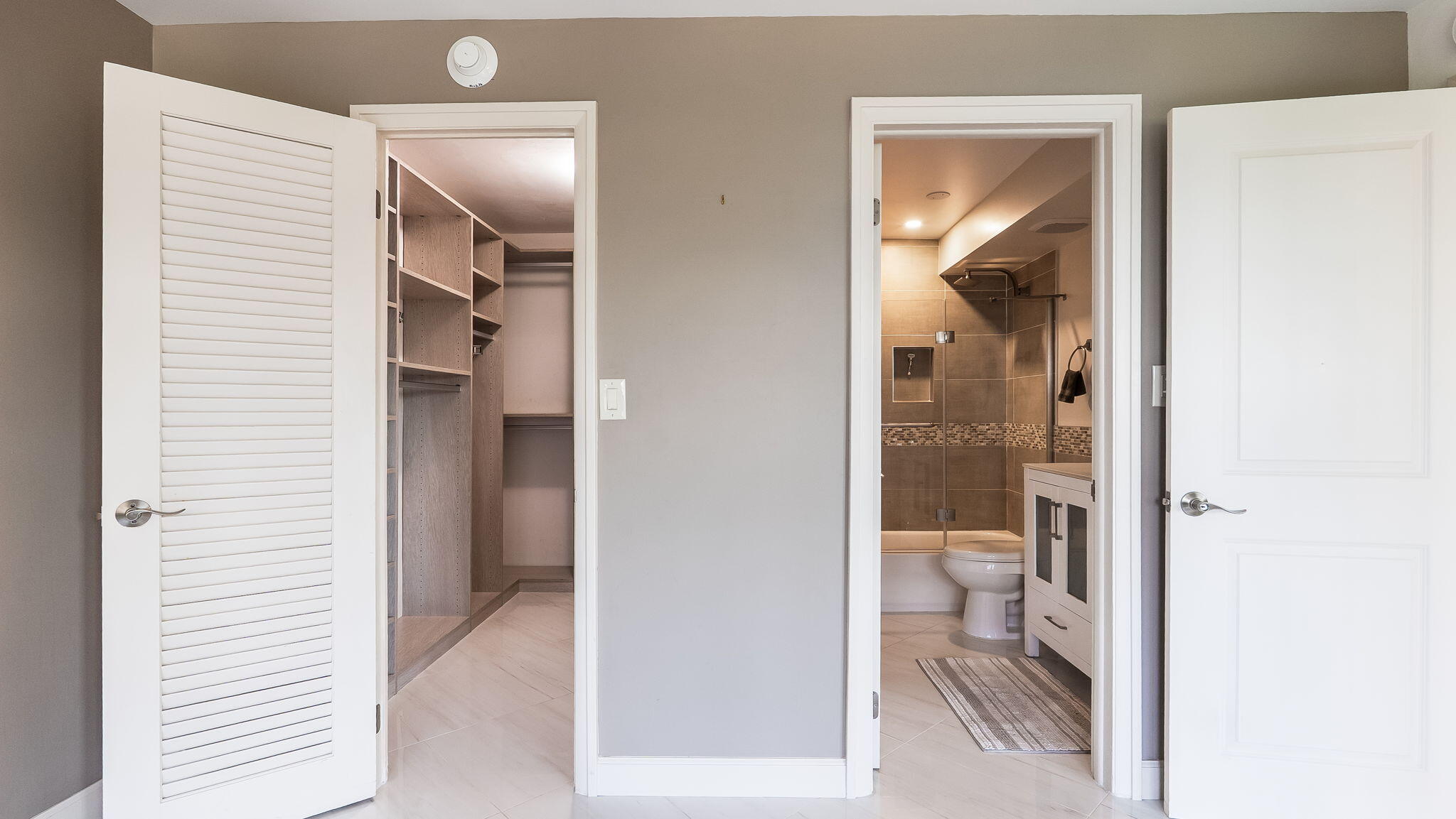 OCEAN MONARCH CONDO - Residential