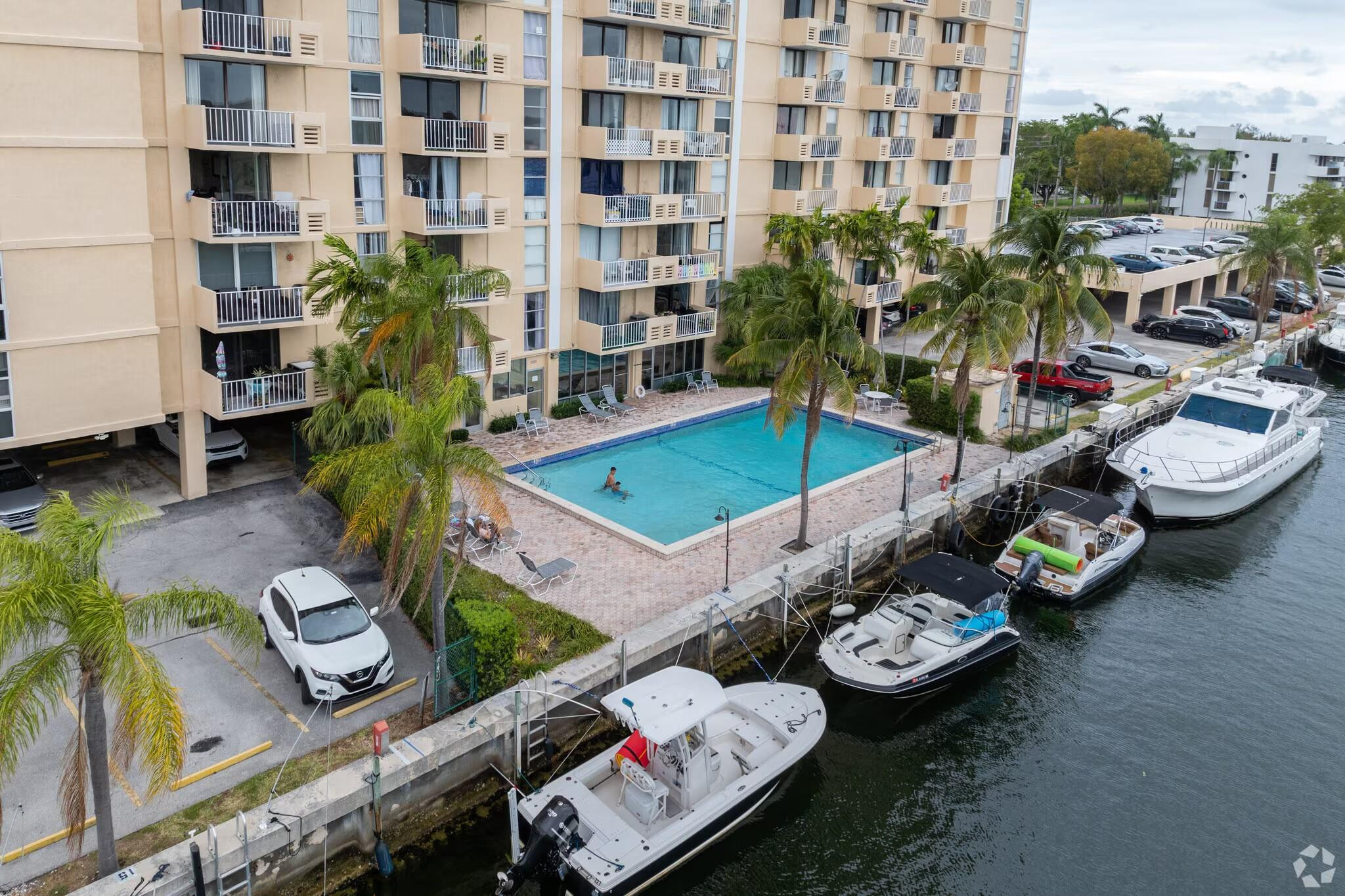 VECINO DEL MAR - Residential