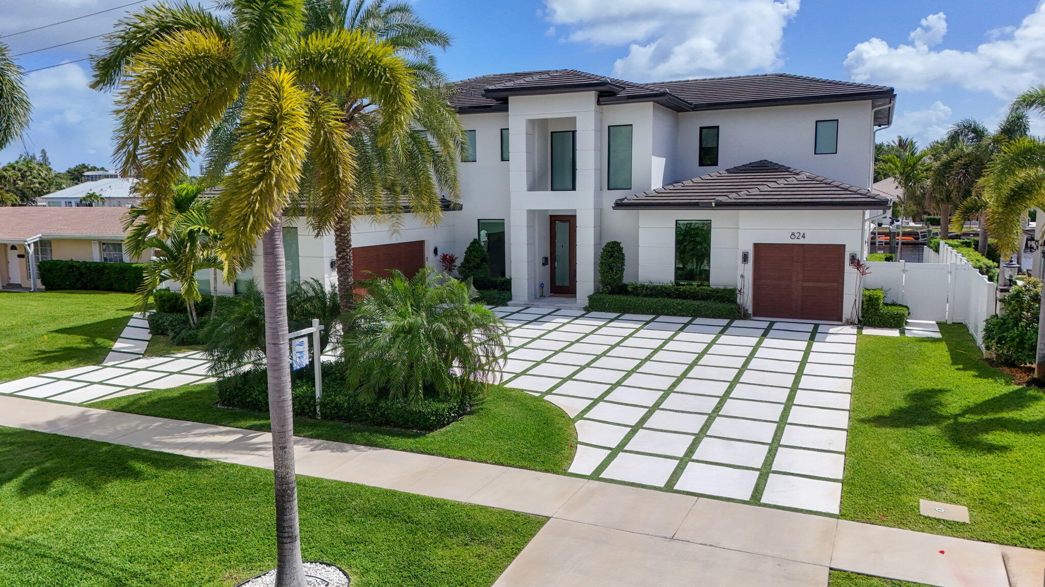 NORTH PALM BEACH VILLAGE OF 6 - Residential