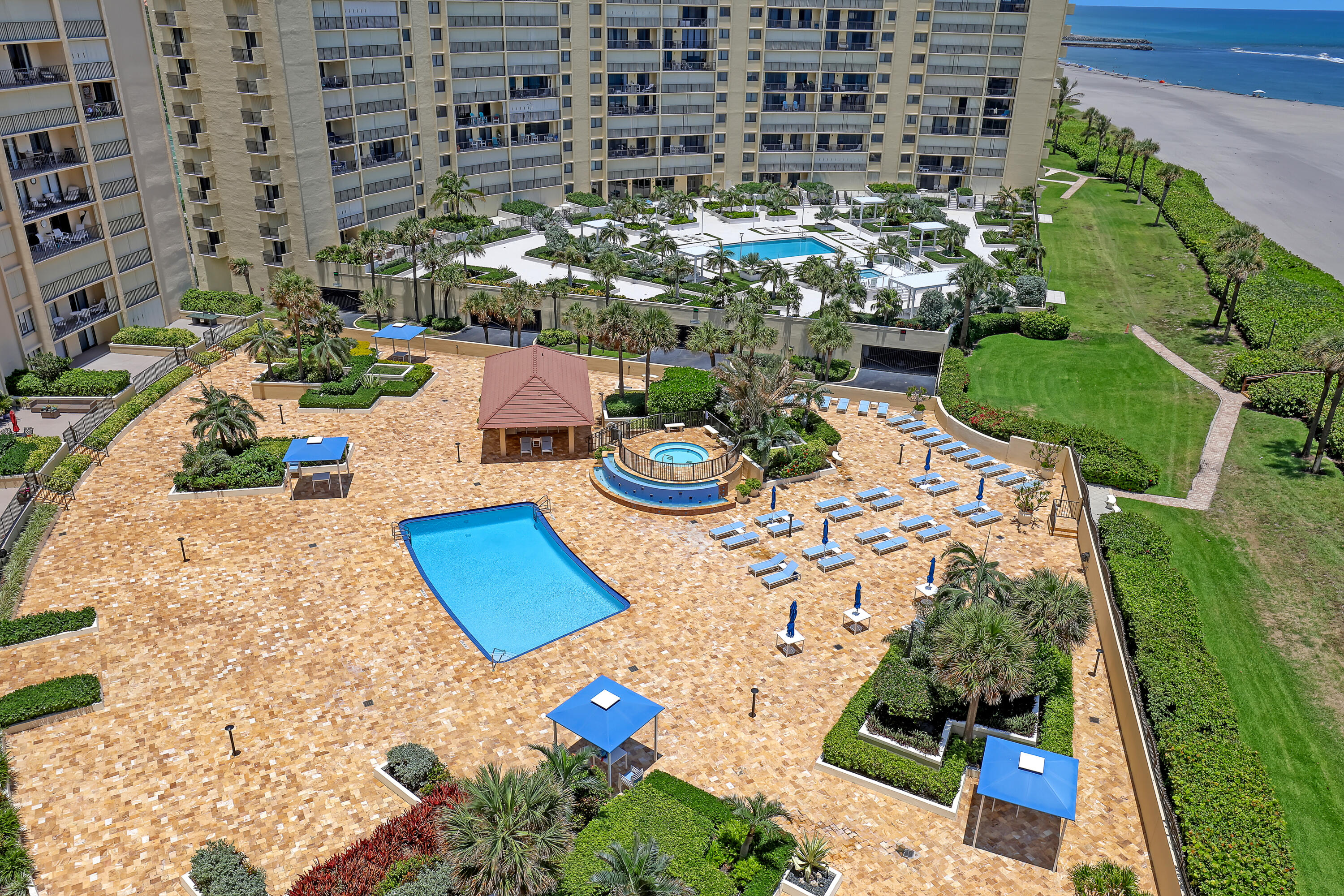 OCEAN TRAIL CONDO II - Residential