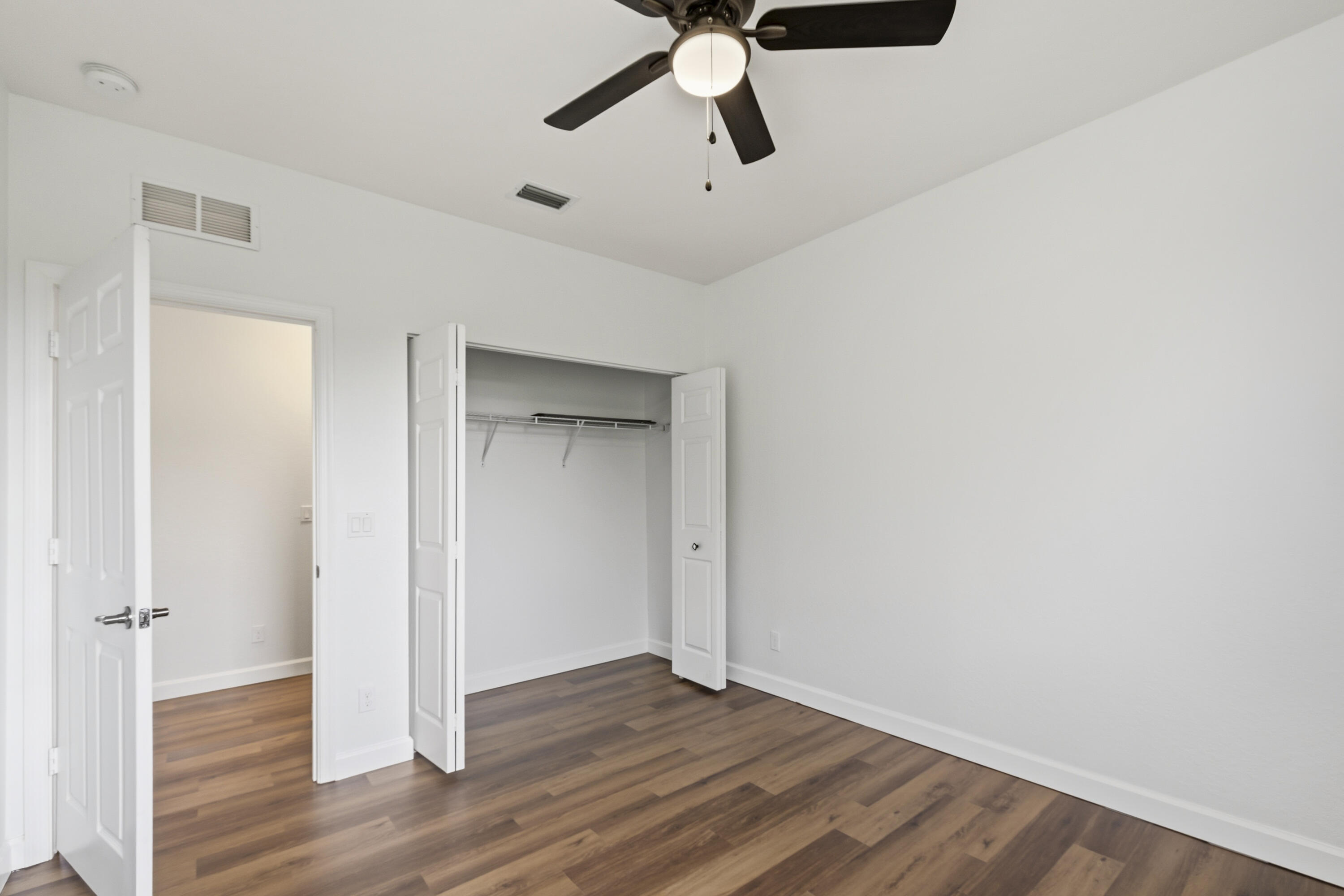 SABAL GROVE PLAT TWO - Residential Lease