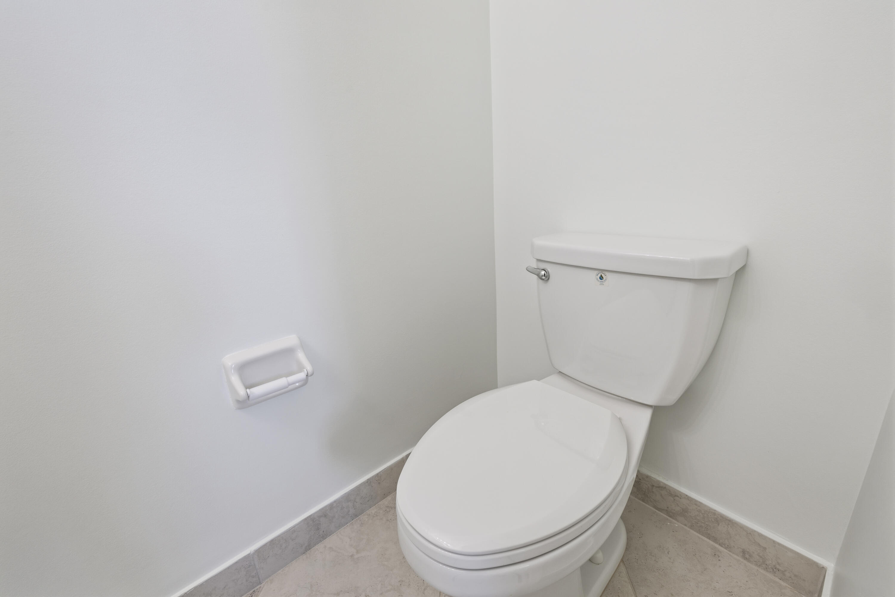 SABAL GROVE PLAT TWO - Residential Lease