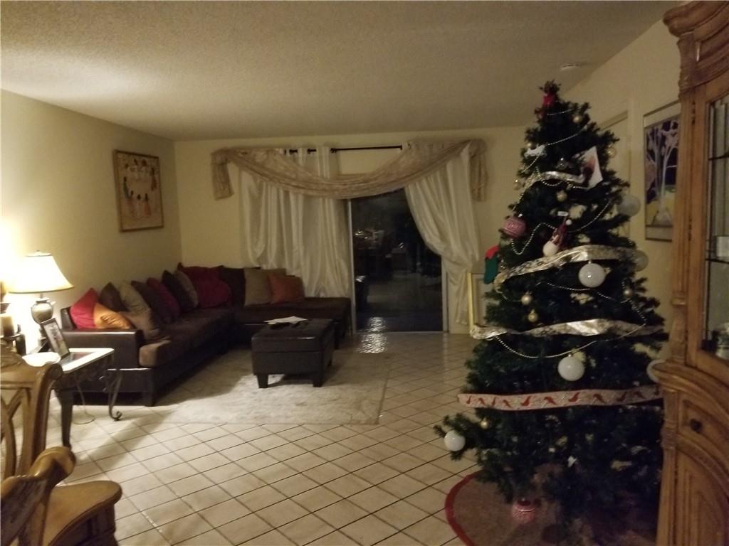 GREAT UNIT FOR A GREAT PRICE! NEW AC, TWO BEDROMMS, TWO BATHS, SCREENED PATIO OVERLOKOKING THE GOLF COURSE. GRANITE COUNTER TOP, CERAMIC TILES THROUGHOUT EXCEPT BEDROOMS. NO AGE RESTRICTIONS. 24 HOURS GAURD GATED COMMUNITY. CENTRALLY LOCATED, CLOSE TO SHOPPING, RESTAURANTS AND THE SAWGRASS MALL. GREAT UNIT FOR A GREAT PRICE! NEW AC, TWO BEDROMMS, TWO BATHS, SCREENED PATIO OVERLOKOKING THE GOLF COURSE. GRANITE COUNTER TOP, CERAMIC TILES THROUGHOUT EXCEPT BEDROOMS. NO AGE RESTRICTIONS. 24 HOURS GAURD GATED COMMUNITY. CENTRALLY LOCATED, CLOSE TO SHOPPING, RESTAURANTS AND THE SAWGRASS MALL.