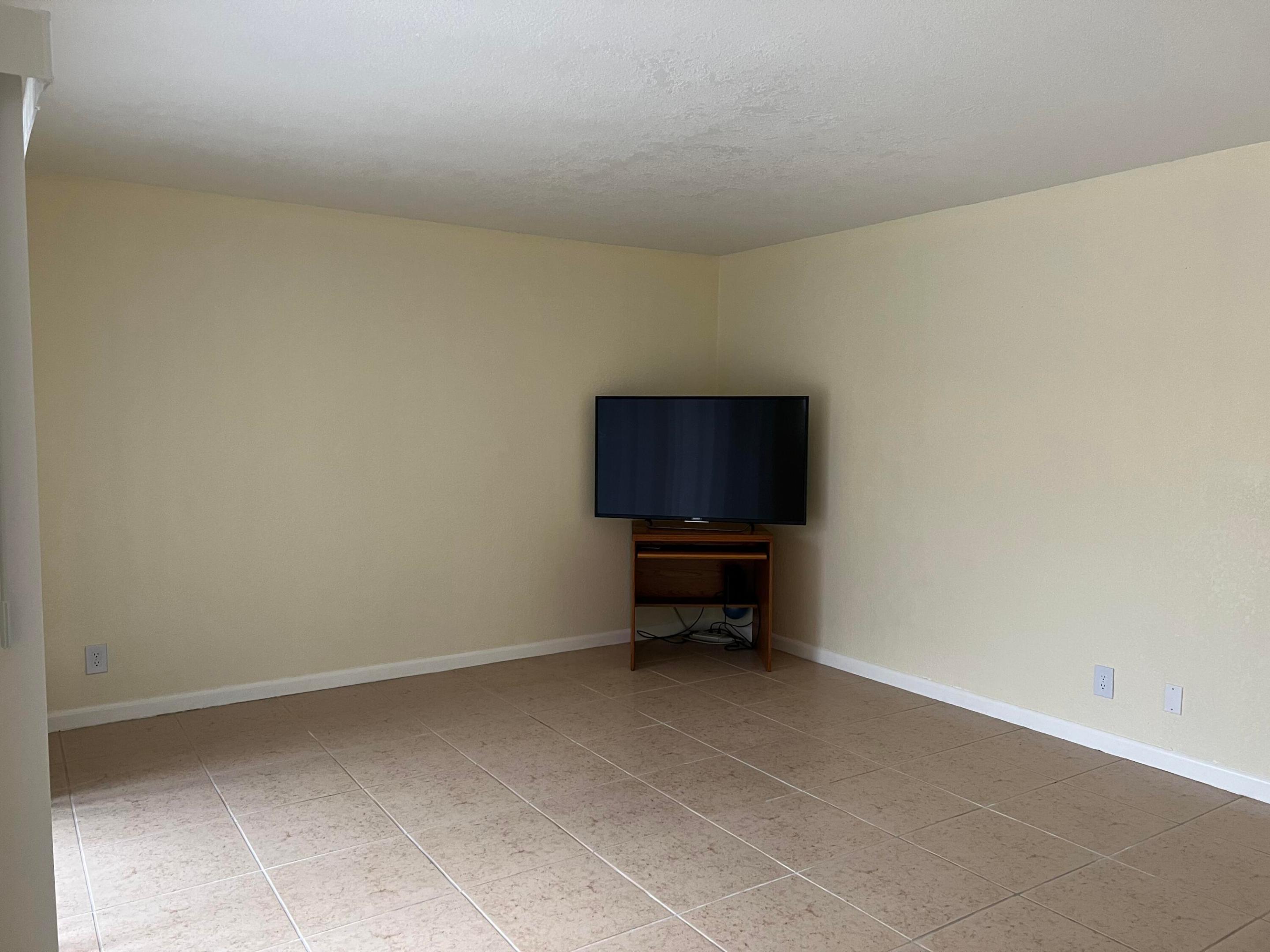 CHERRY LANE - Residential Lease