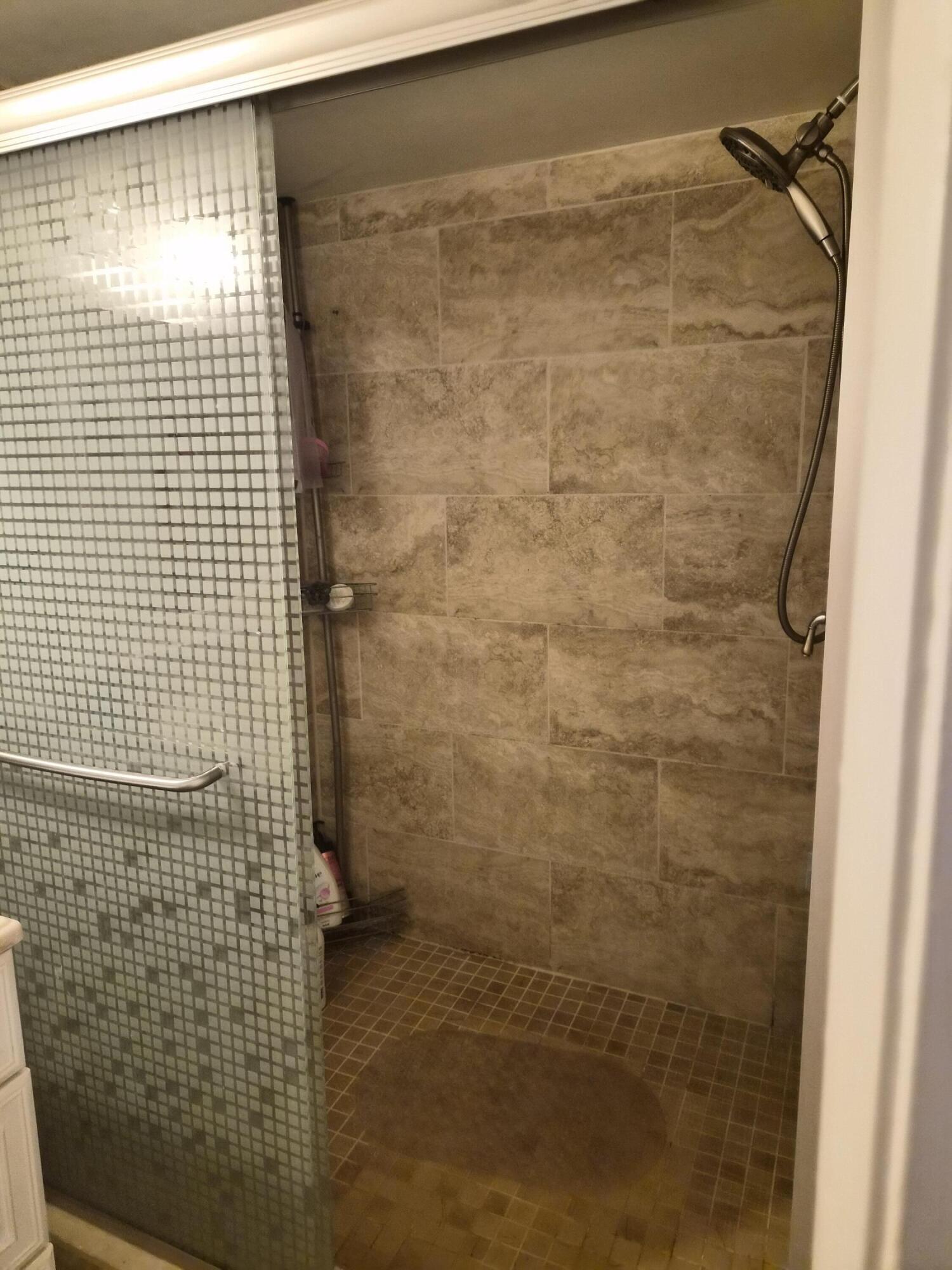 ISLE OF SANDALFOOT CONDO 4 - Residential