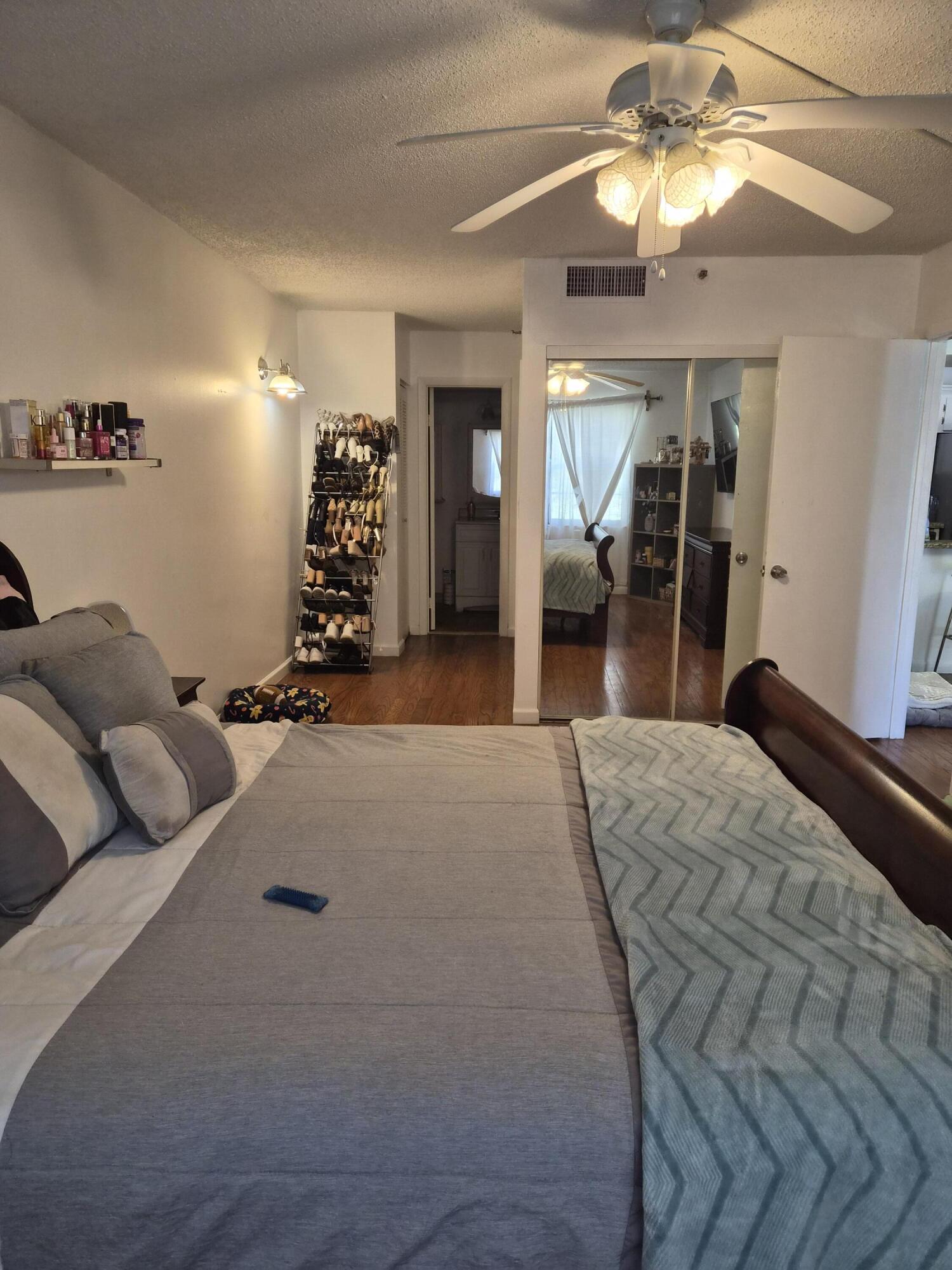 ISLE OF SANDALFOOT CONDO 4 - Residential