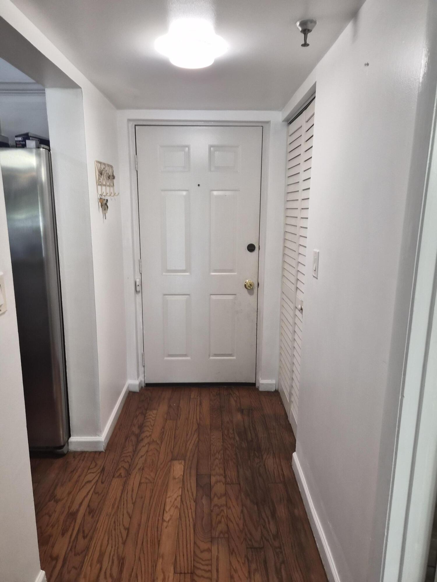 ISLE OF SANDALFOOT CONDO 4 - Residential