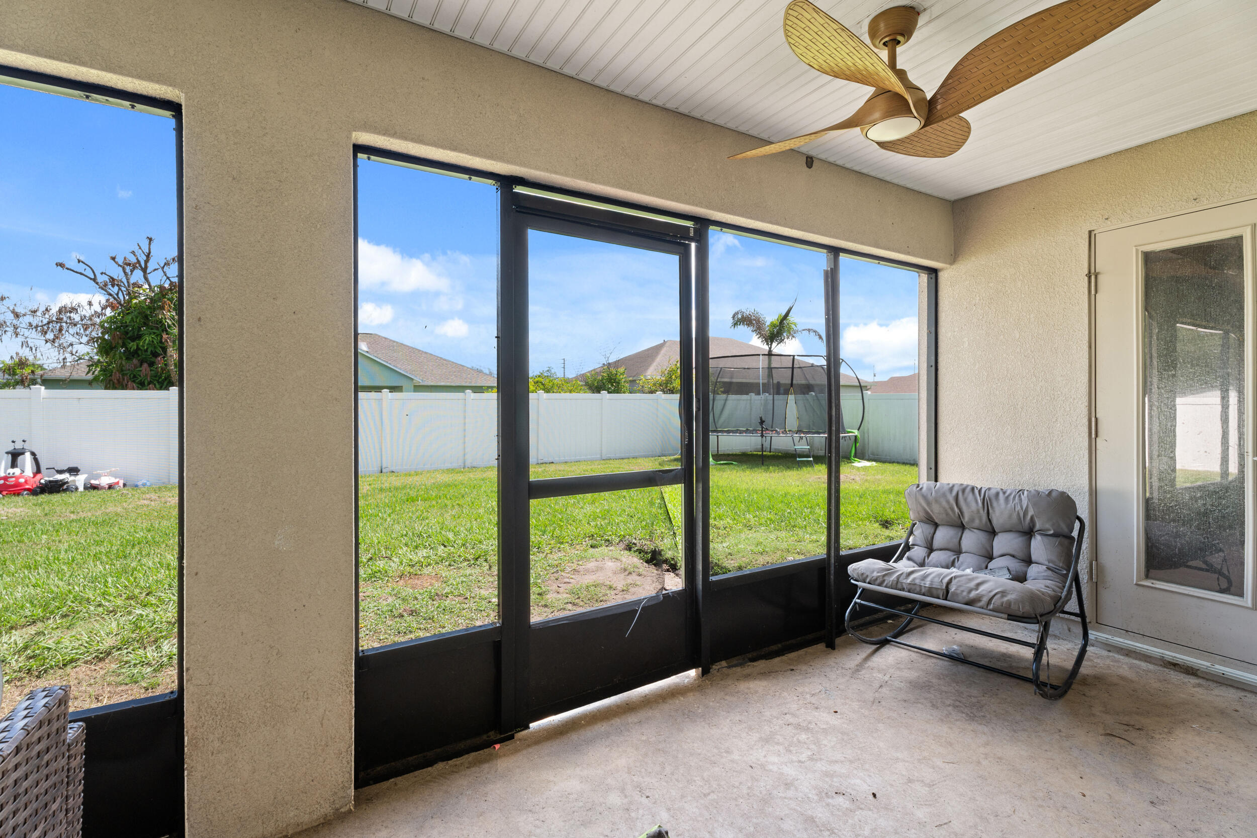 PORT ST LUCIE SECTION 46 1ST REPLAT - Residential