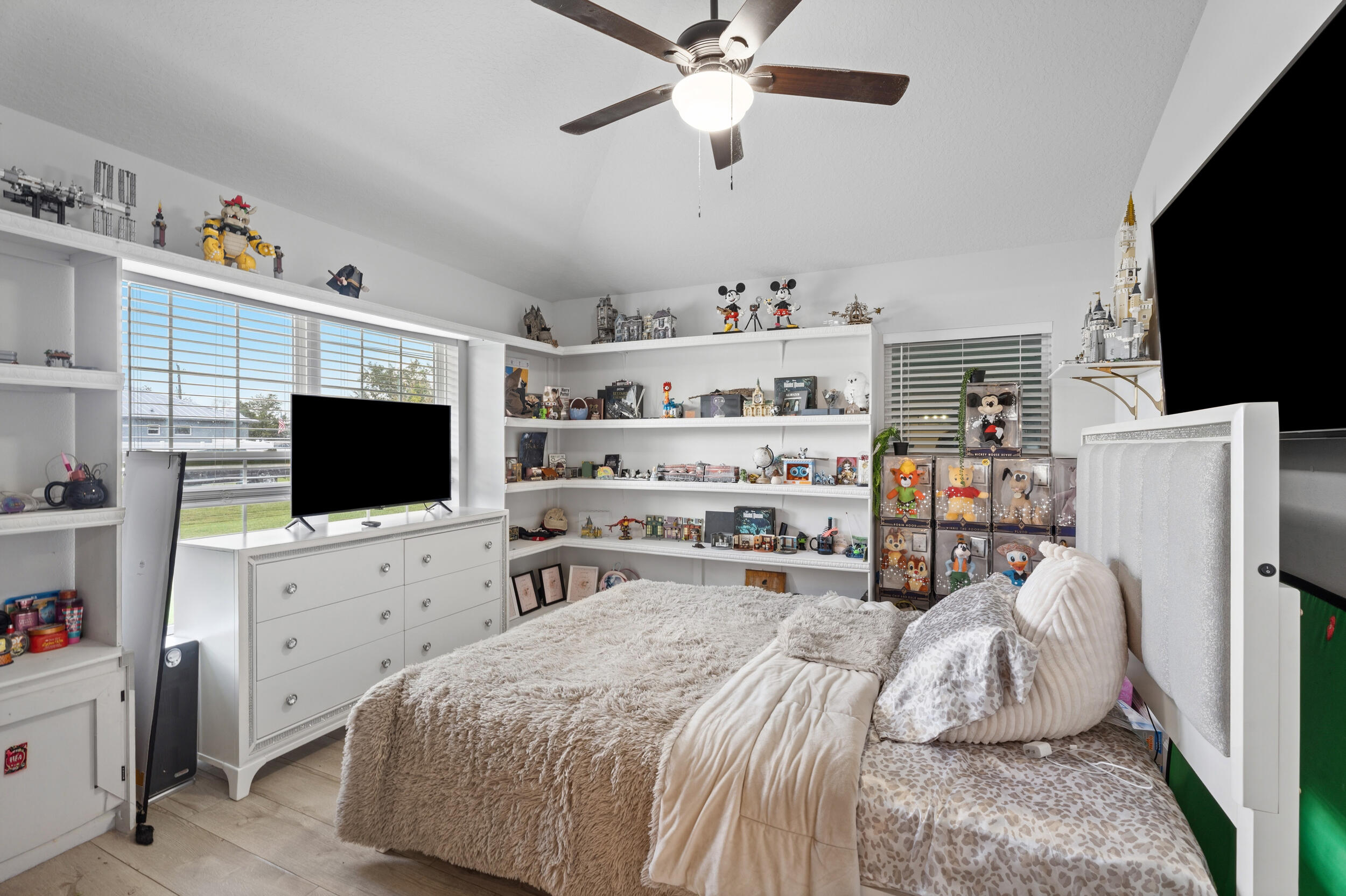 PORT ST LUCIE SECTION 46 1ST REPLAT - Residential