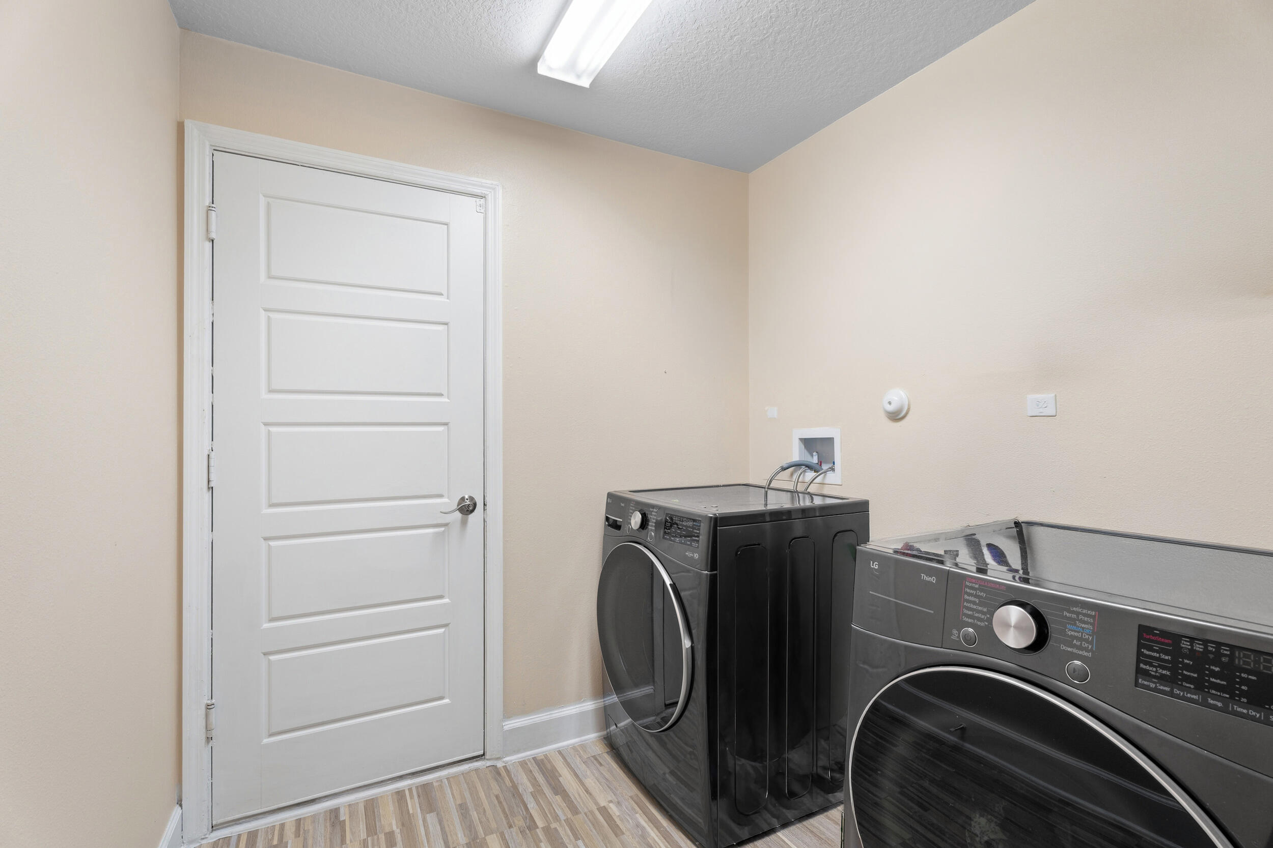 PORT ST LUCIE SECTION 46 1ST REPLAT - Residential