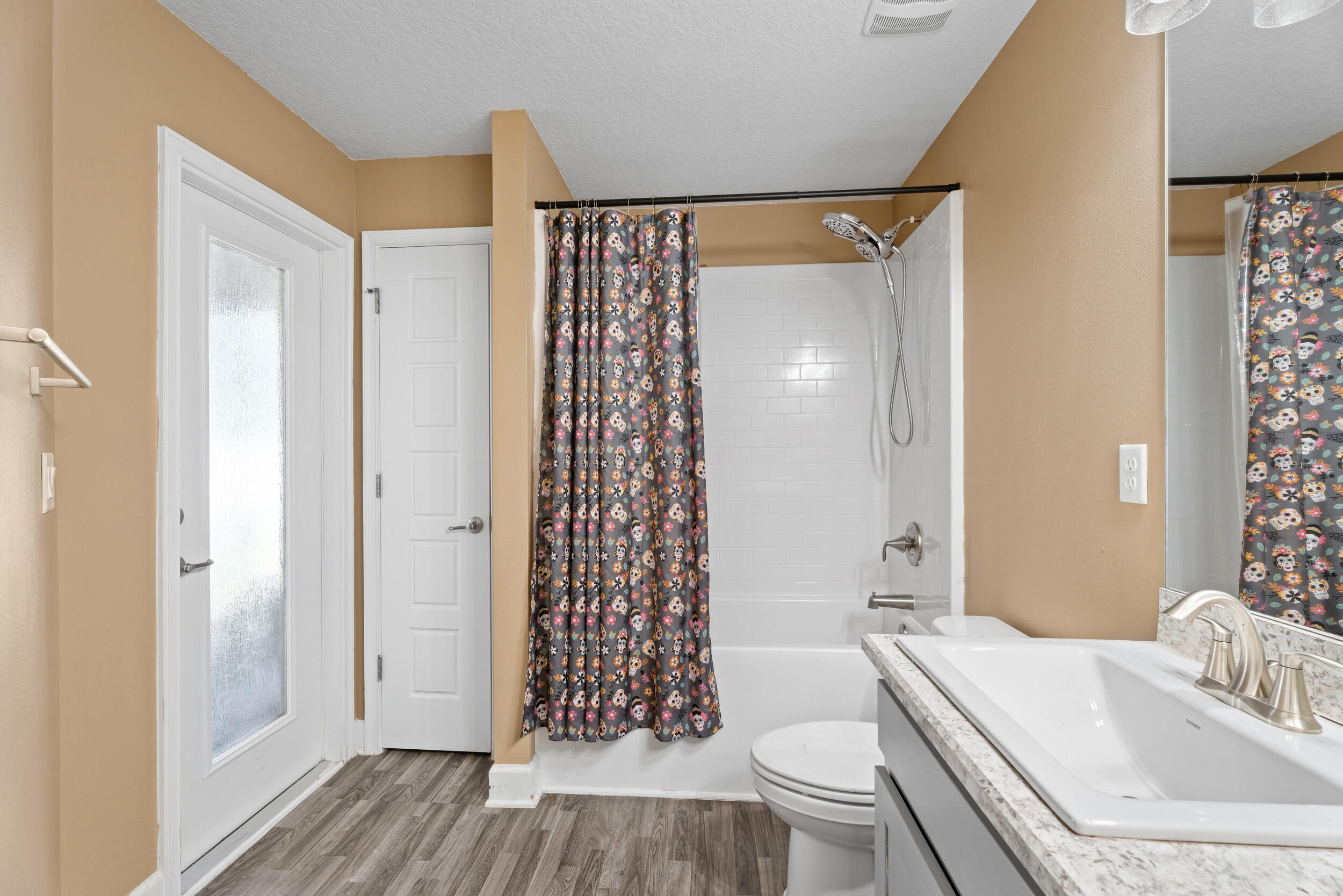 PORT ST LUCIE SECTION 46 1ST REPLAT - Residential