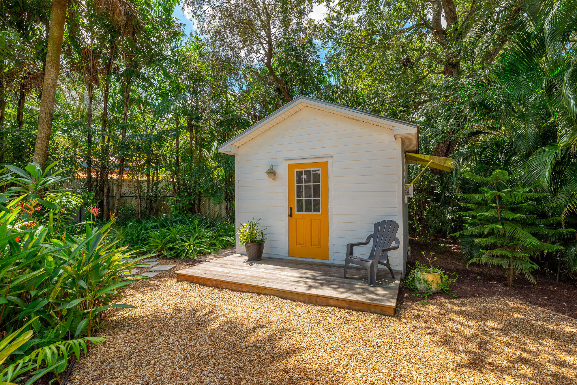BESSEY'S 3RD ADDITION - Residential Lease
