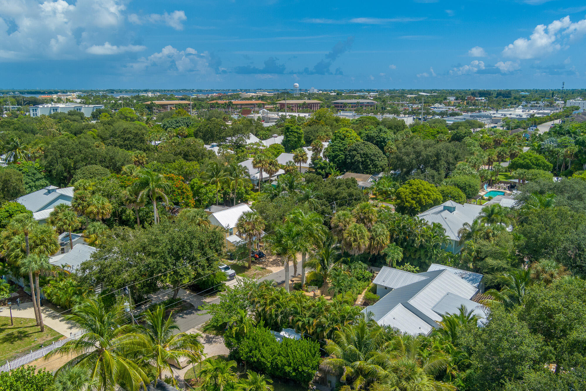 BESSEY'S 3RD ADDITION - Residential Lease