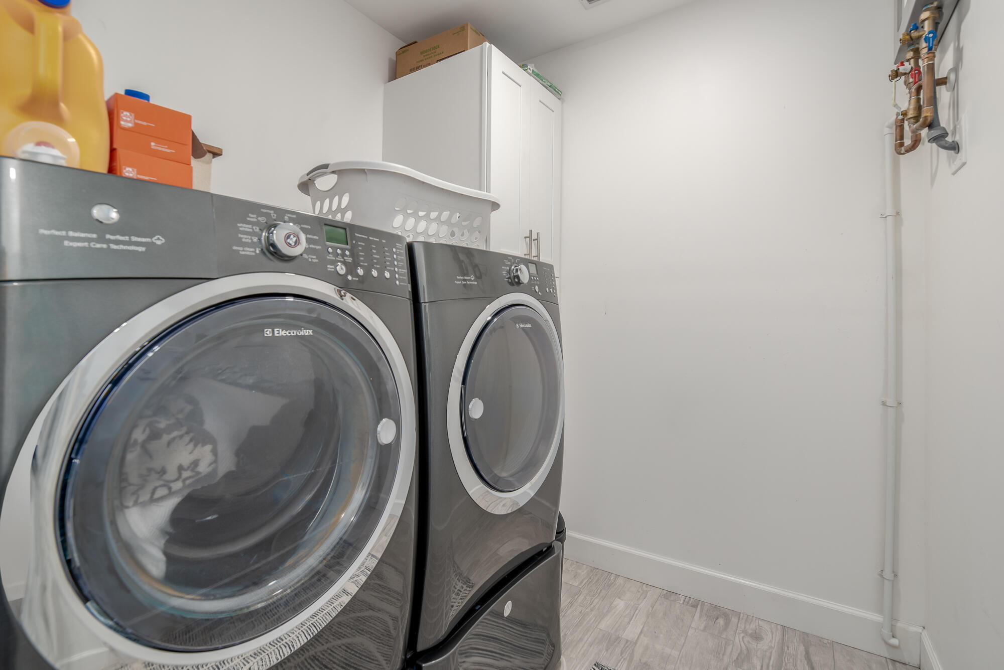 BESSEY'S 3RD ADDITION - Residential Lease