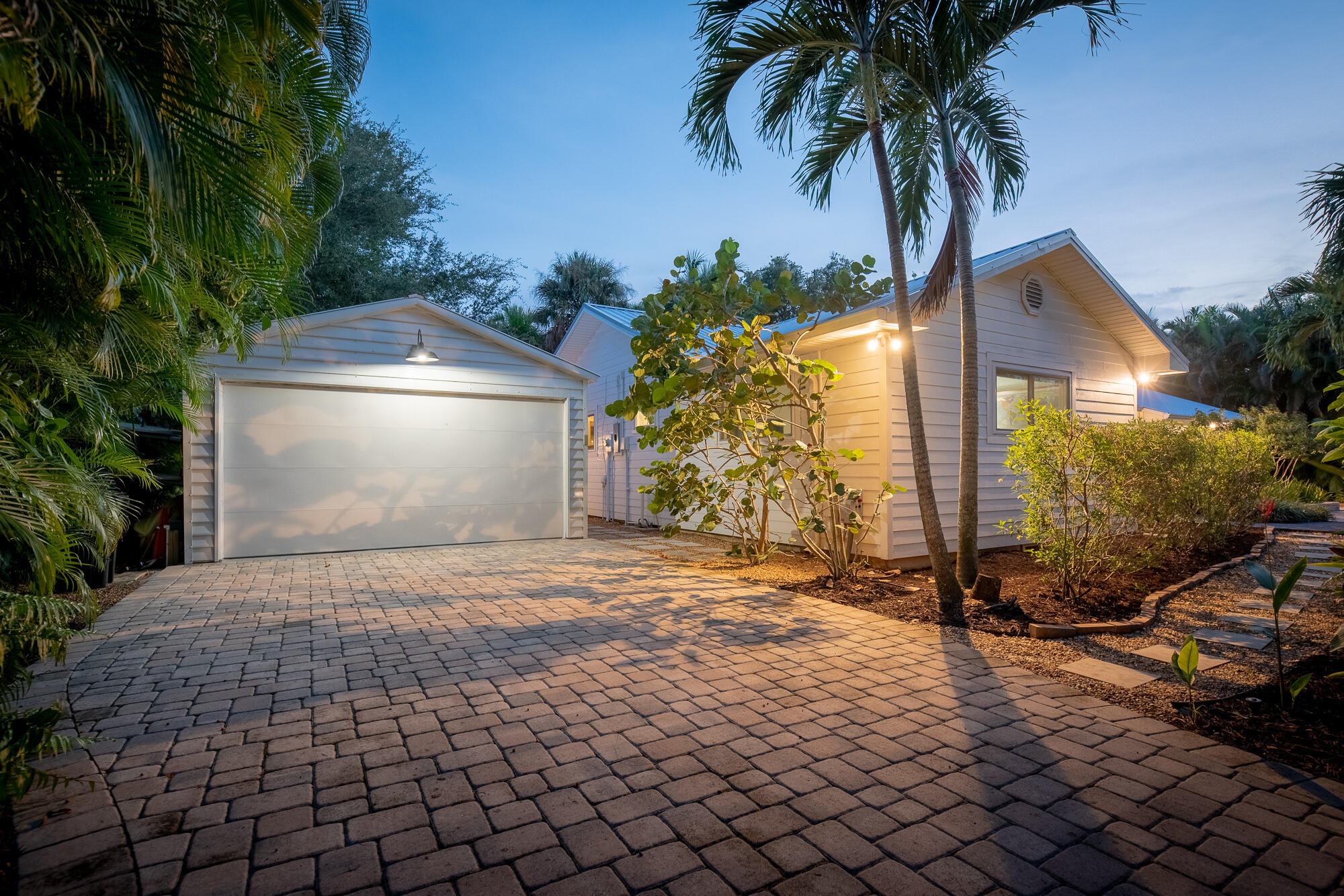 BESSEY'S 3RD ADDITION - Residential Lease