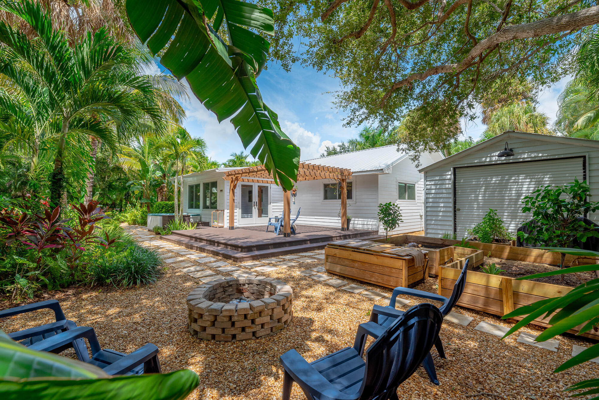 BESSEY'S 3RD ADDITION - Residential Lease