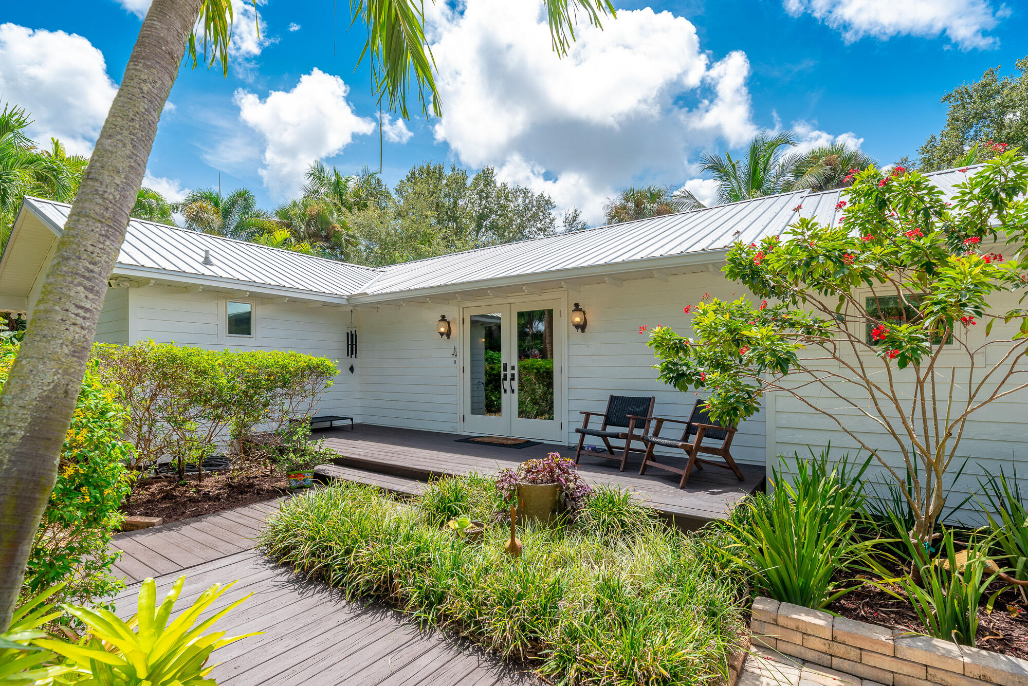 BESSEY'S 3RD ADDITION - Residential Lease
