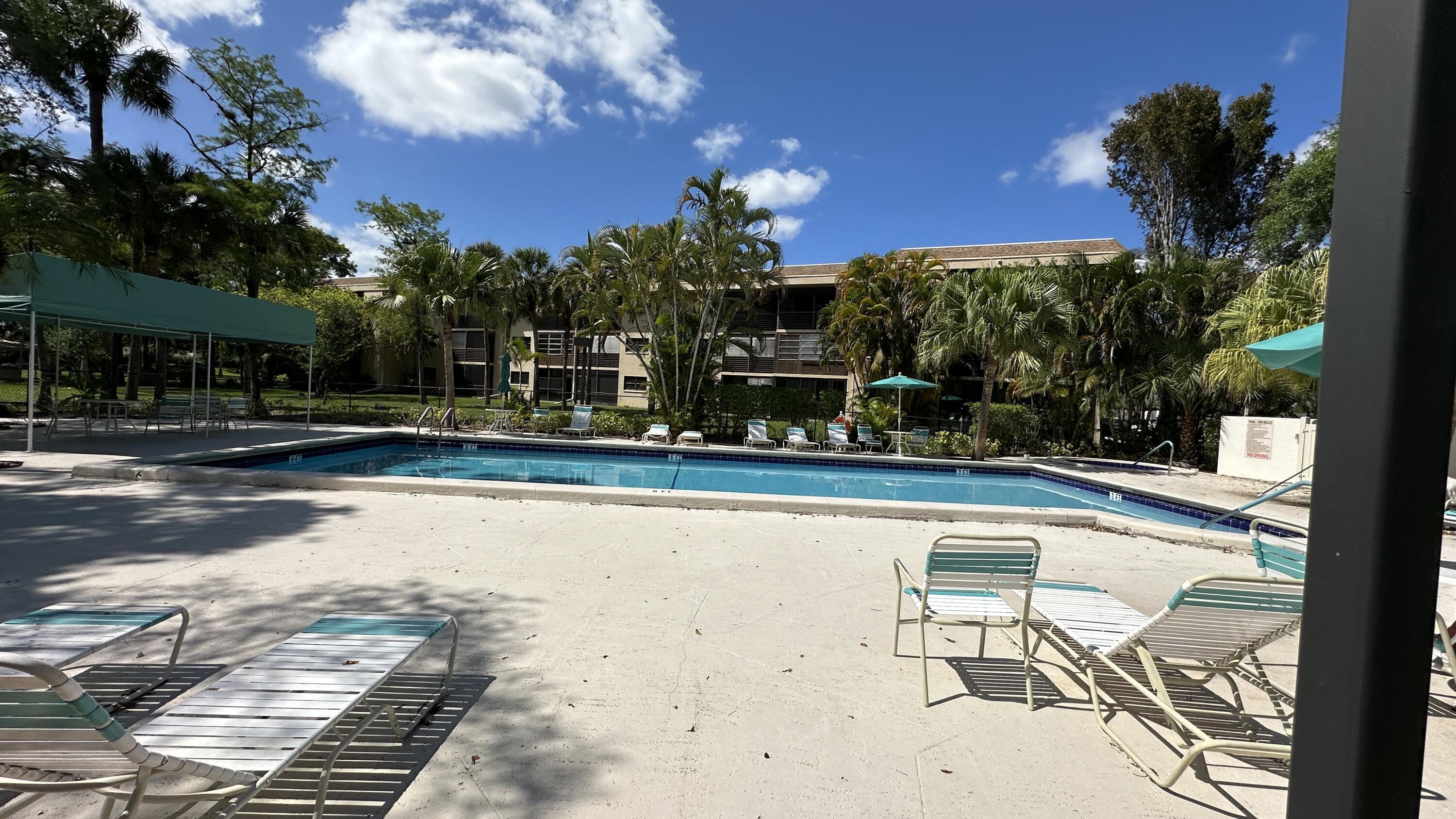 BONAIRE AT WOODMONT NO 4 - Residential