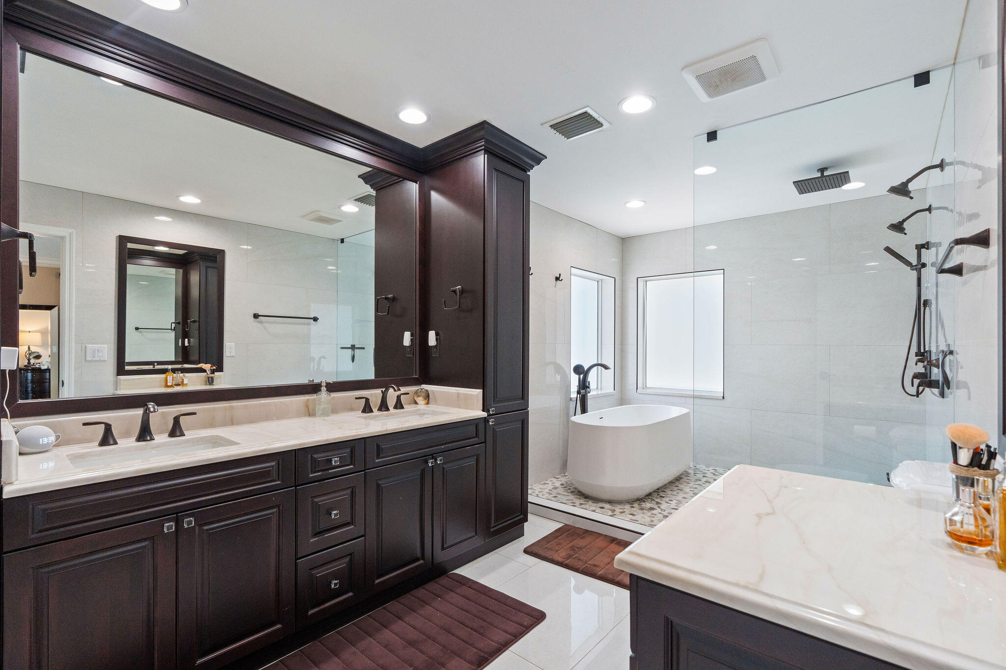 REPLAT OF COUNTRY LAKES - Residential