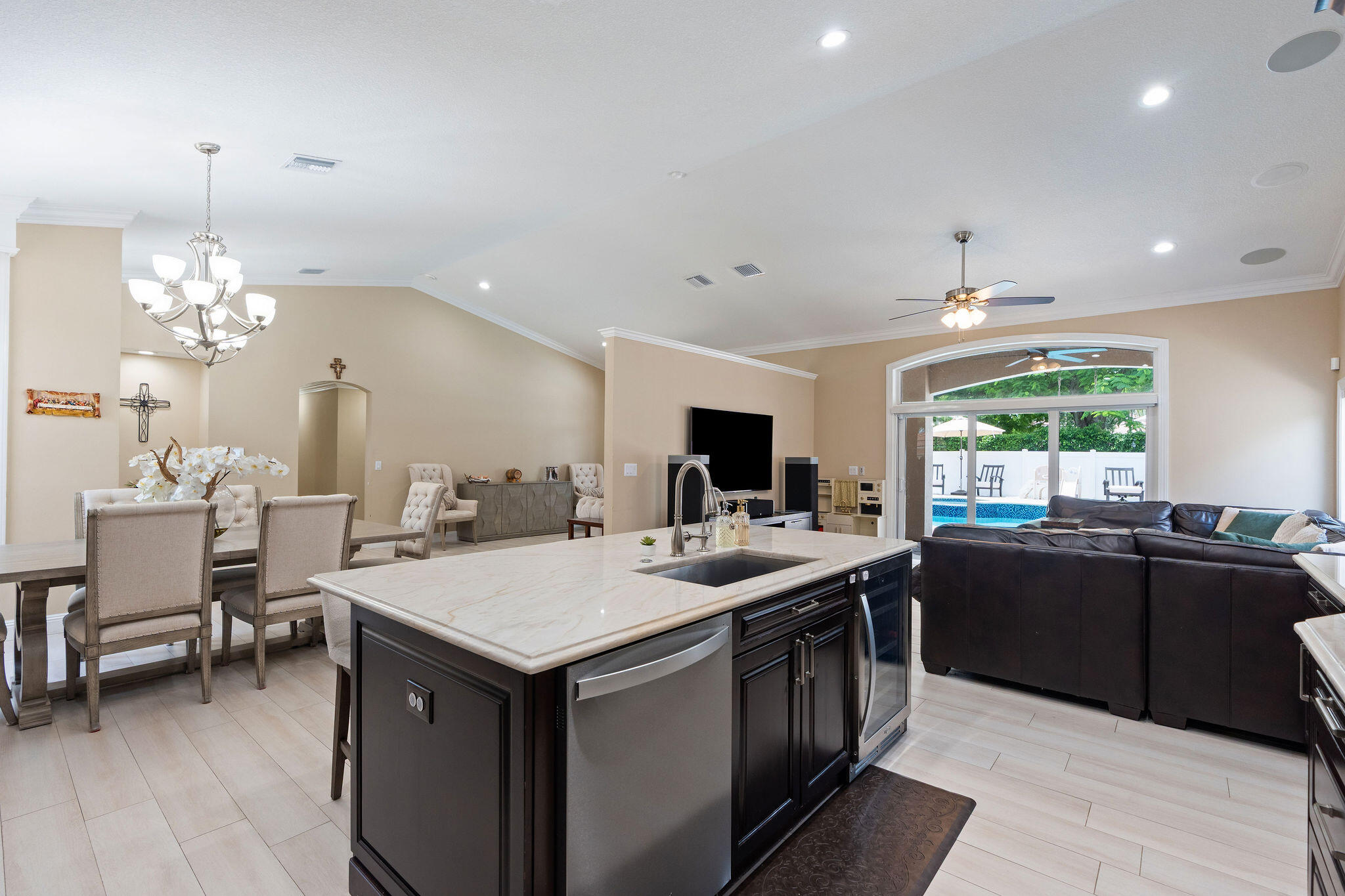REPLAT OF COUNTRY LAKES - Residential
