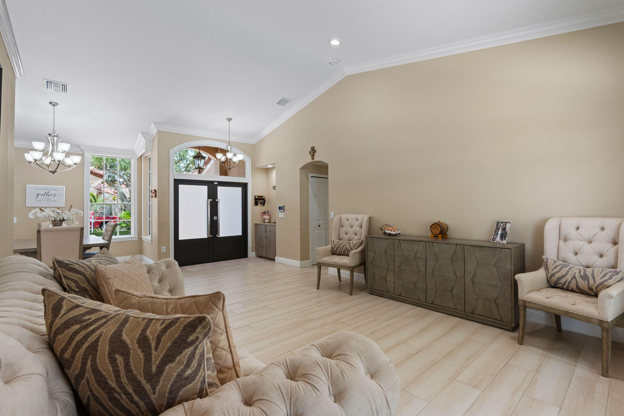 REPLAT OF COUNTRY LAKES - Residential
