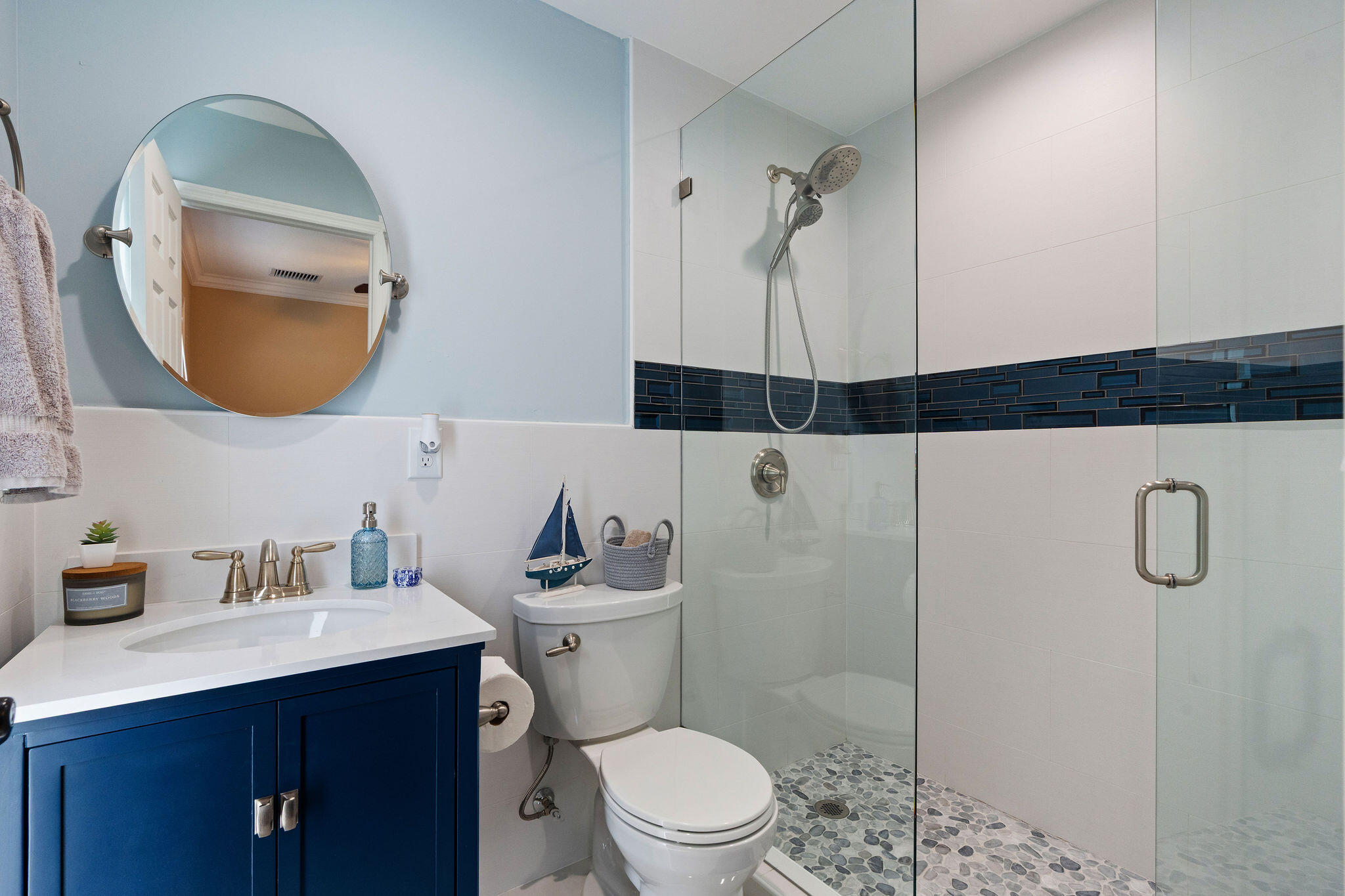 REPLAT OF COUNTRY LAKES - Residential