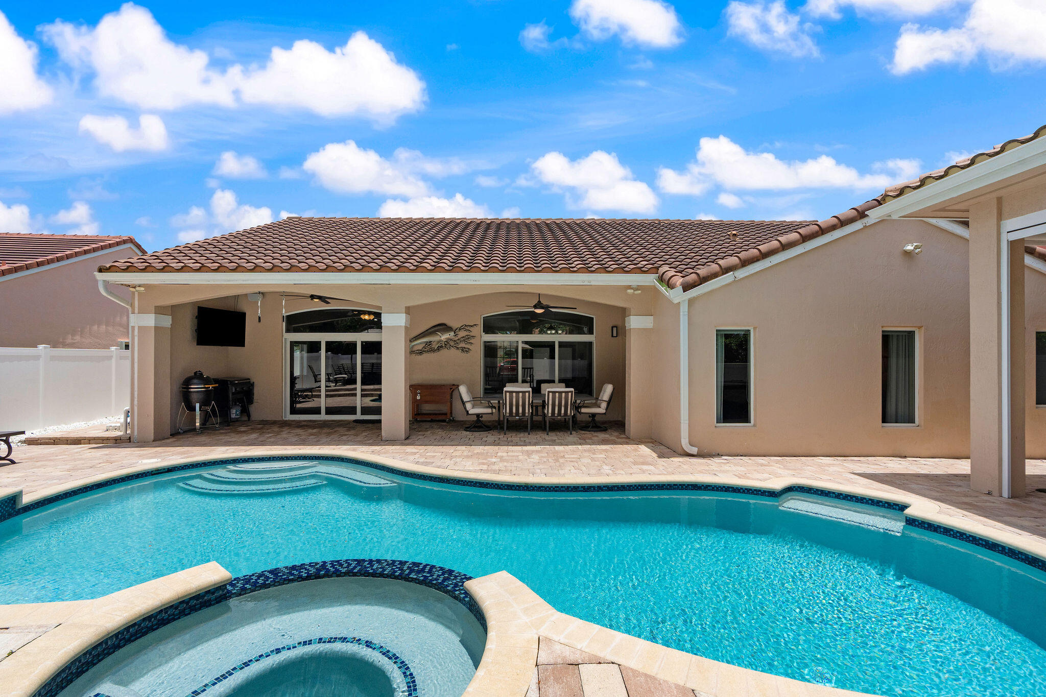 REPLAT OF COUNTRY LAKES - Residential