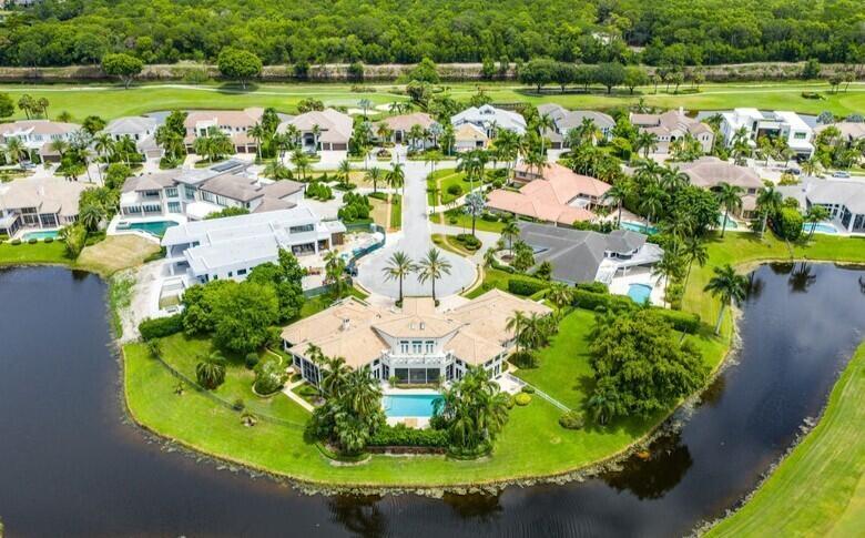 ST ANDREWS COUNTRY CLUB - Residential