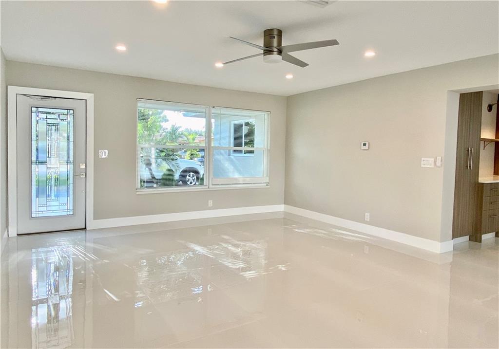 CORAL RIDGE ISLES - Residential