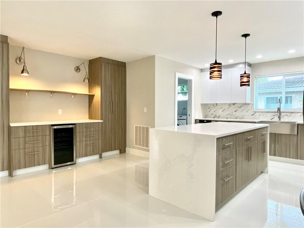 CORAL RIDGE ISLES - Residential