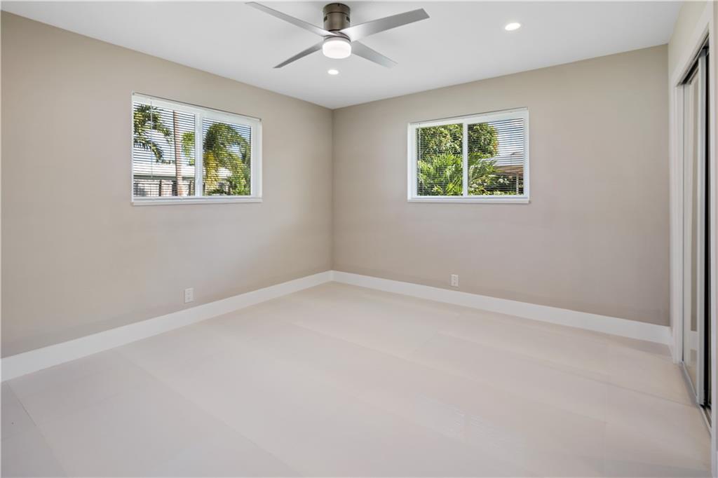 CORAL RIDGE ISLES - Residential
