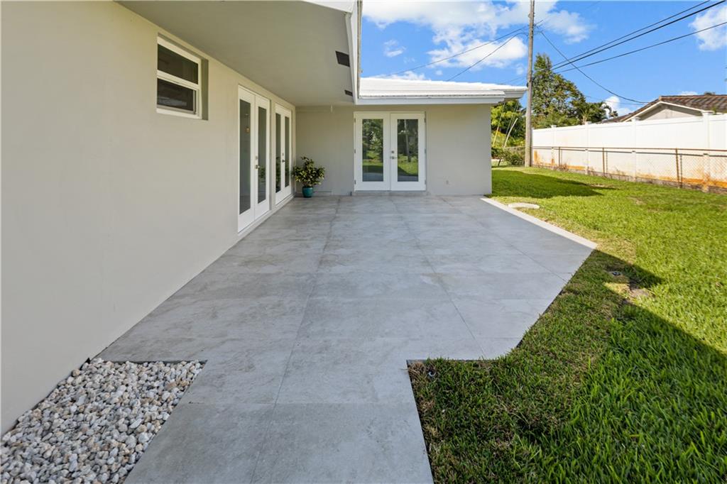 CORAL RIDGE ISLES - Residential
