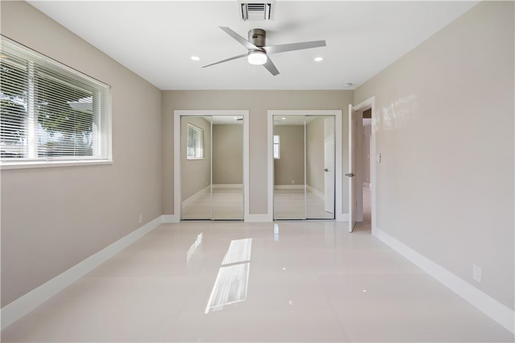 CORAL RIDGE ISLES - Residential