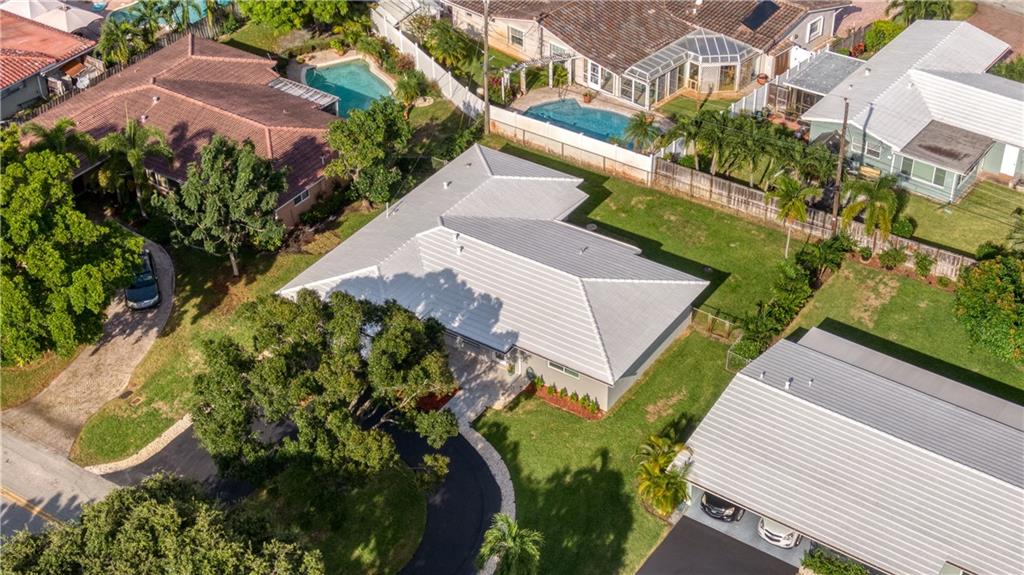 CORAL RIDGE ISLES - Residential