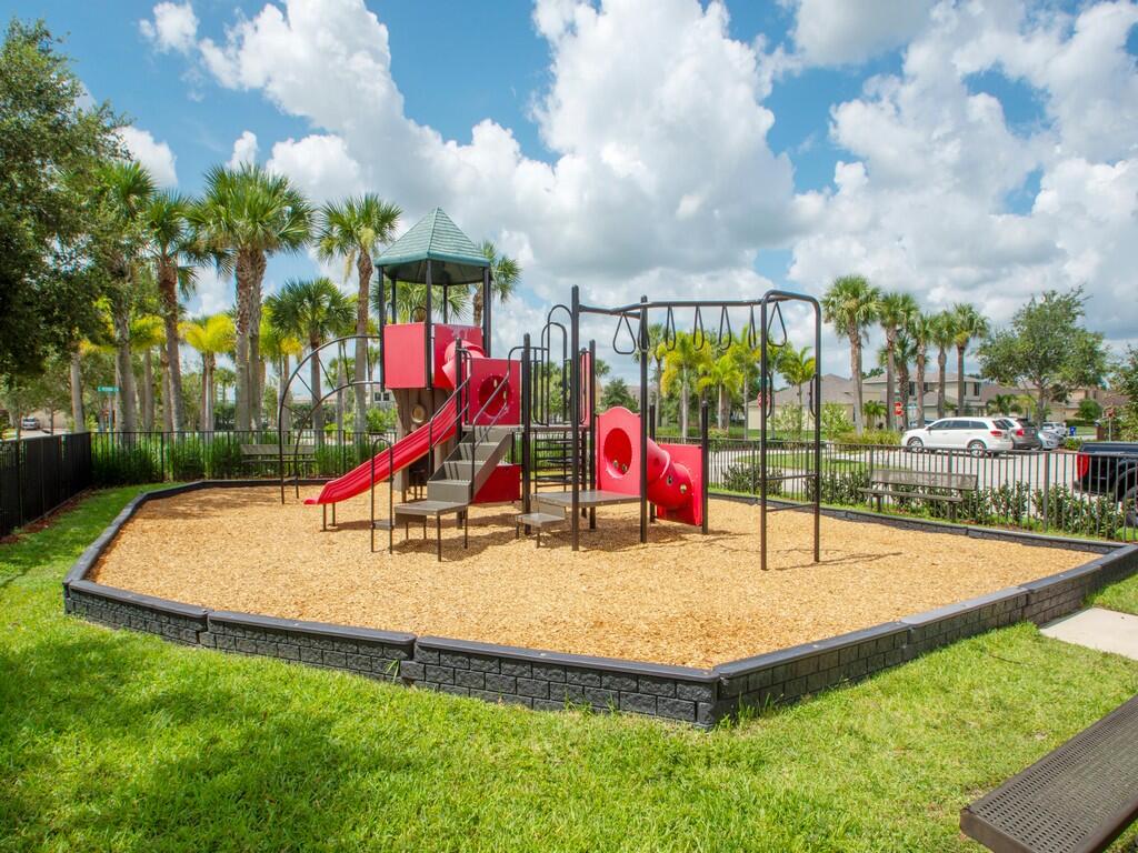 VERONA TRACE SUB & THE VILLAS AT VERONA TRACE - Residential