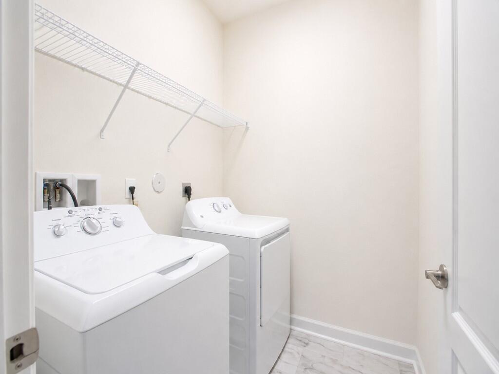 VERONA TRACE SUB & THE VILLAS AT VERONA TRACE - Residential