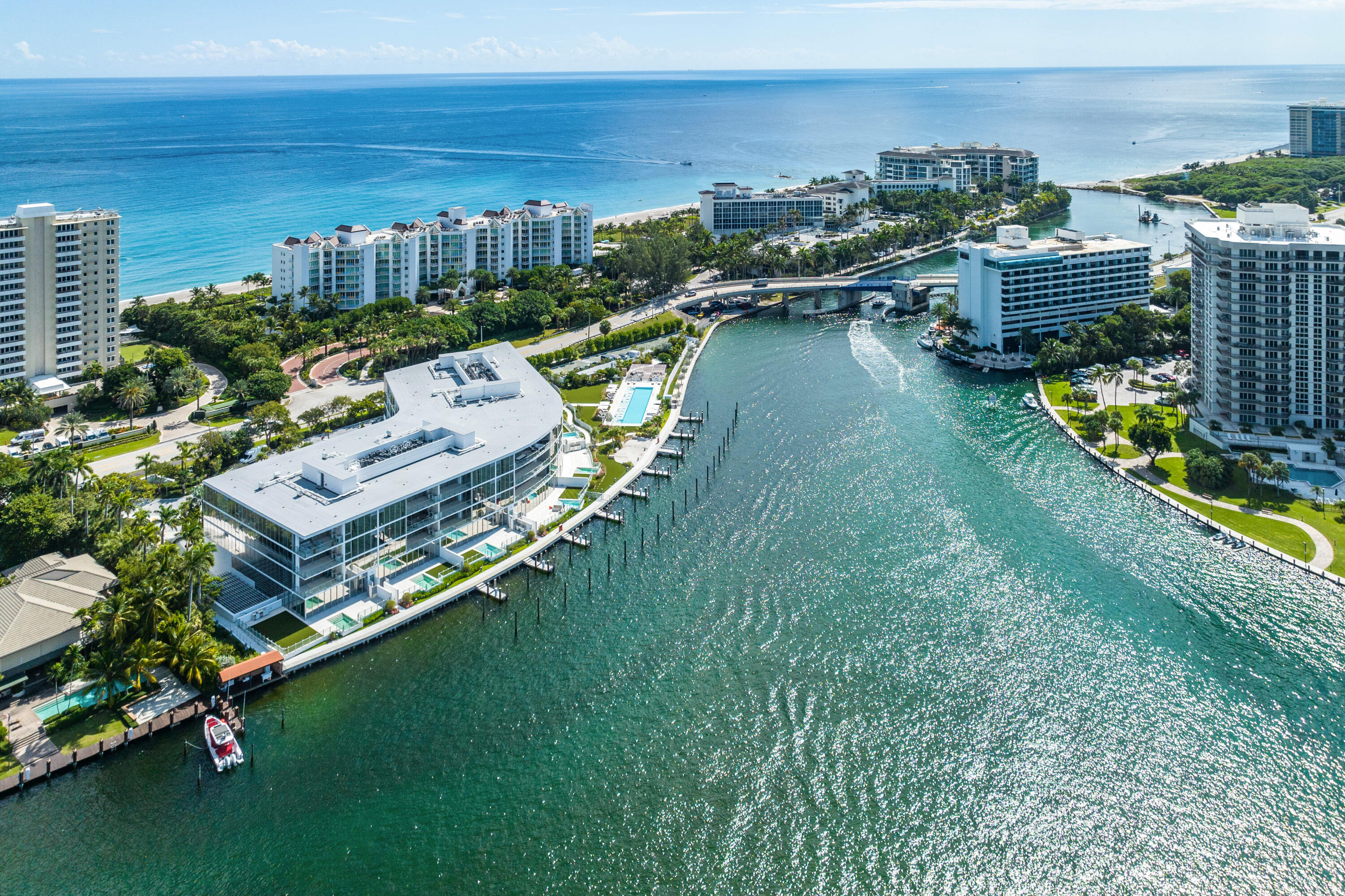 BOCA BEACH RESIDENCES - Residential