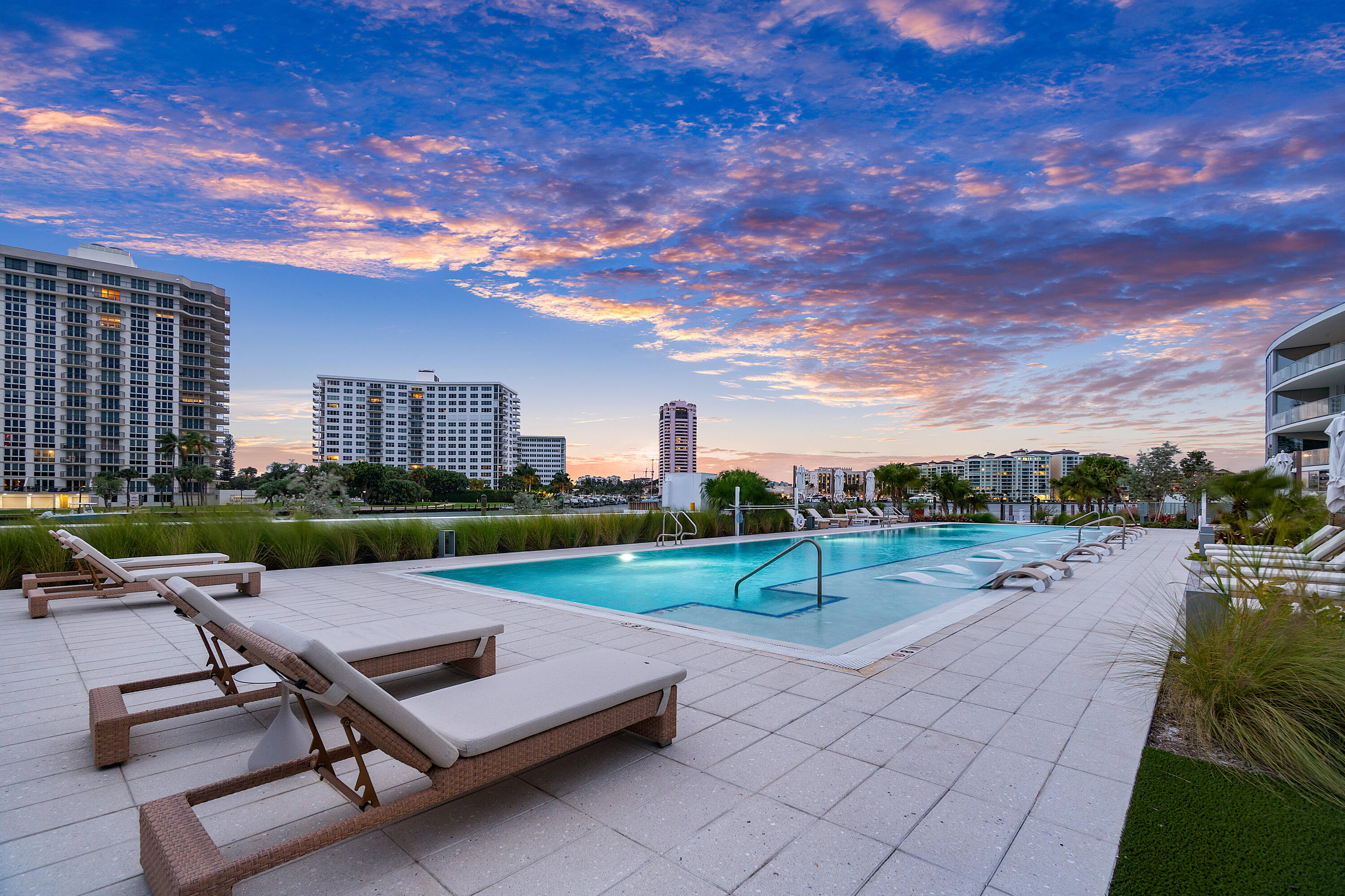 BOCA BEACH RESIDENCES - Residential