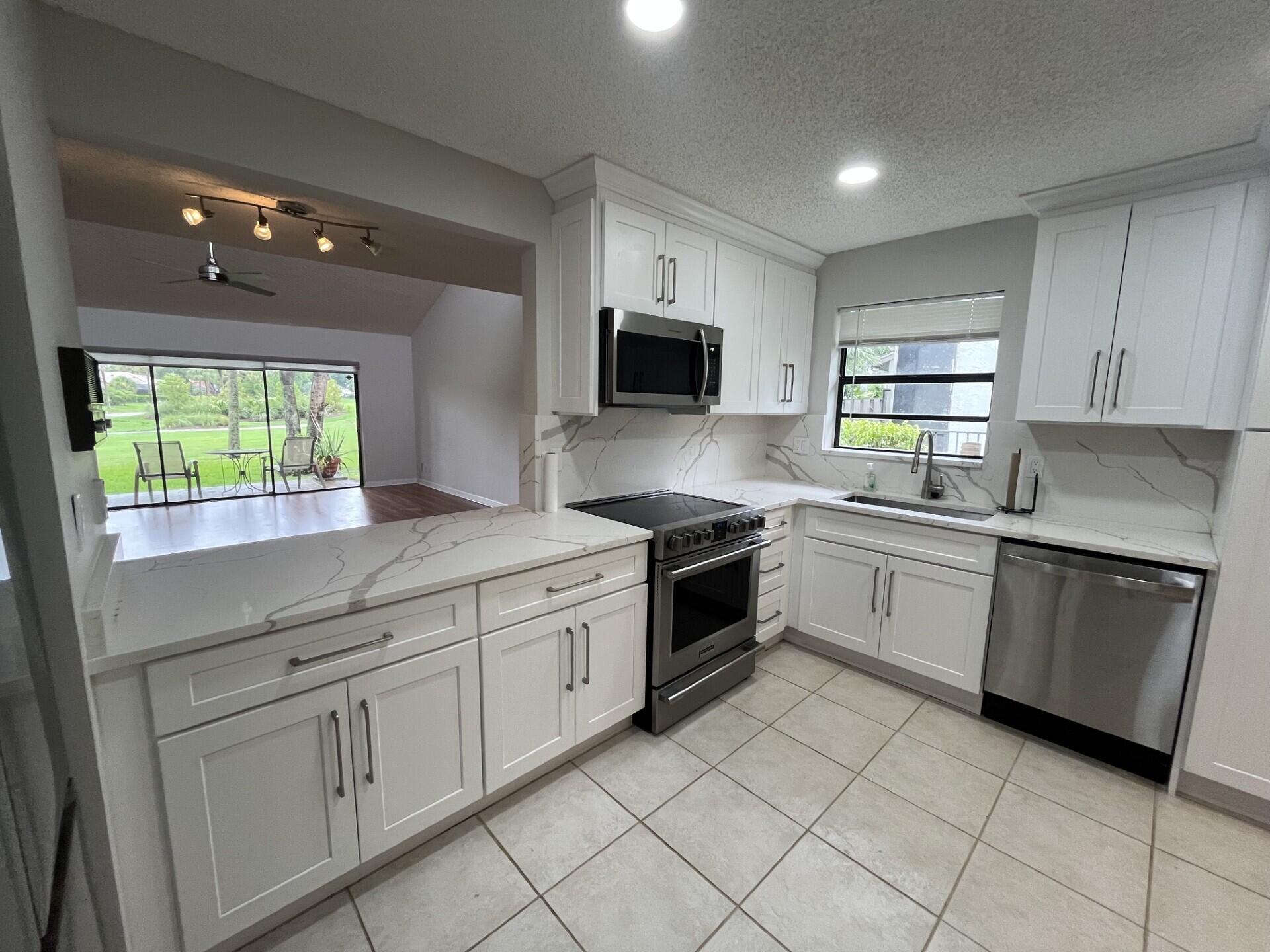 WILDWOOD OF DEER CREEK - Residential Lease