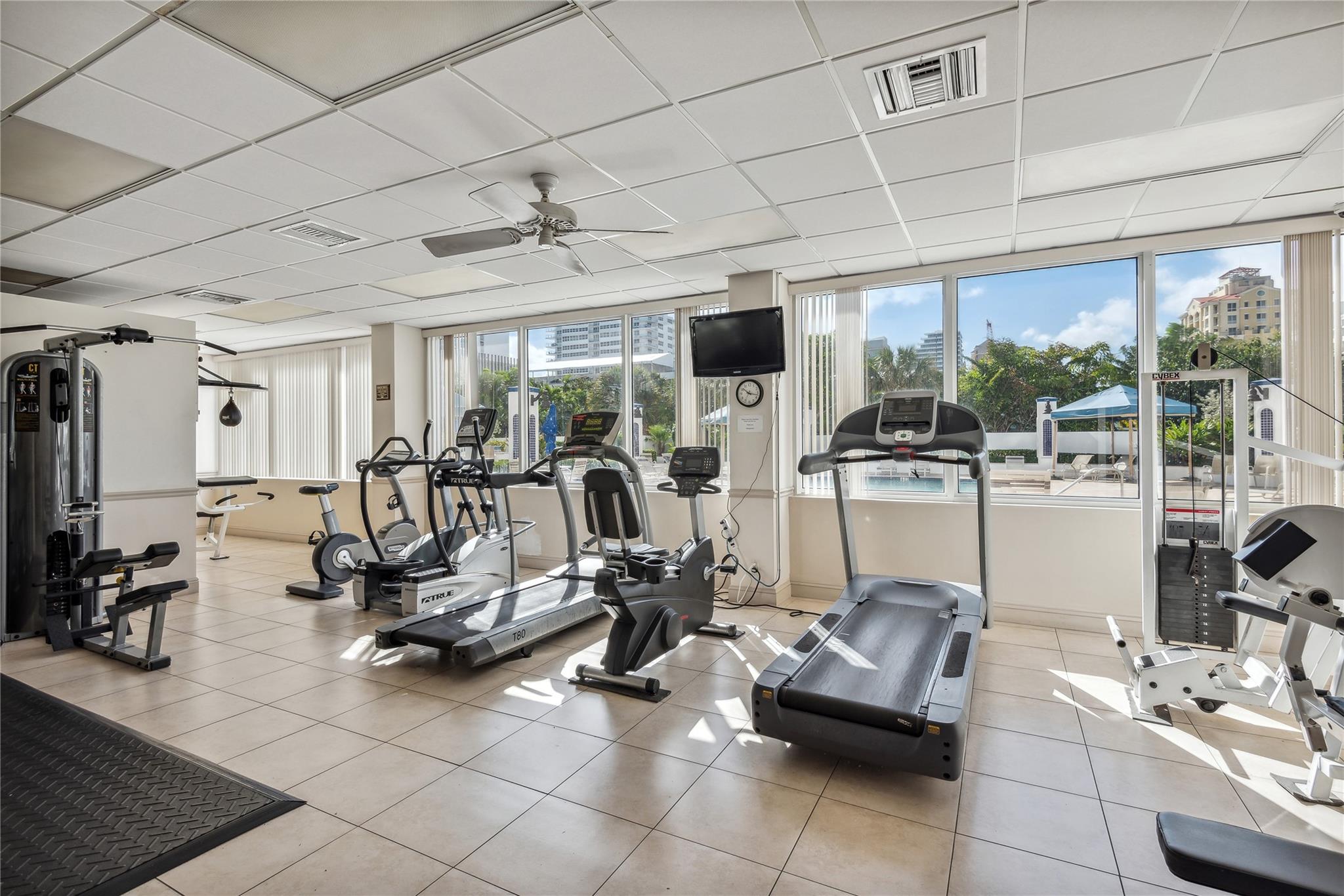 Birch Crest Apartments - Residential