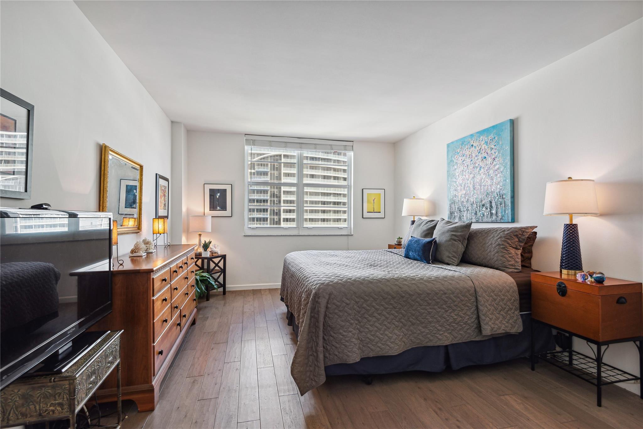 Birch Crest Apartments - Residential