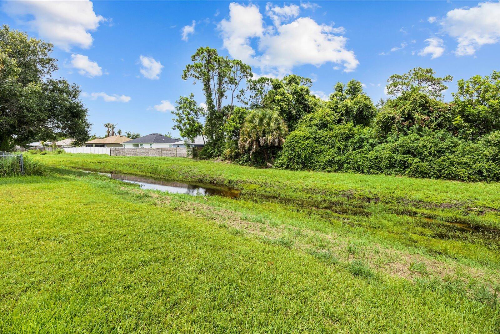 PORT ST LUCIE SECTION 5 - Residential