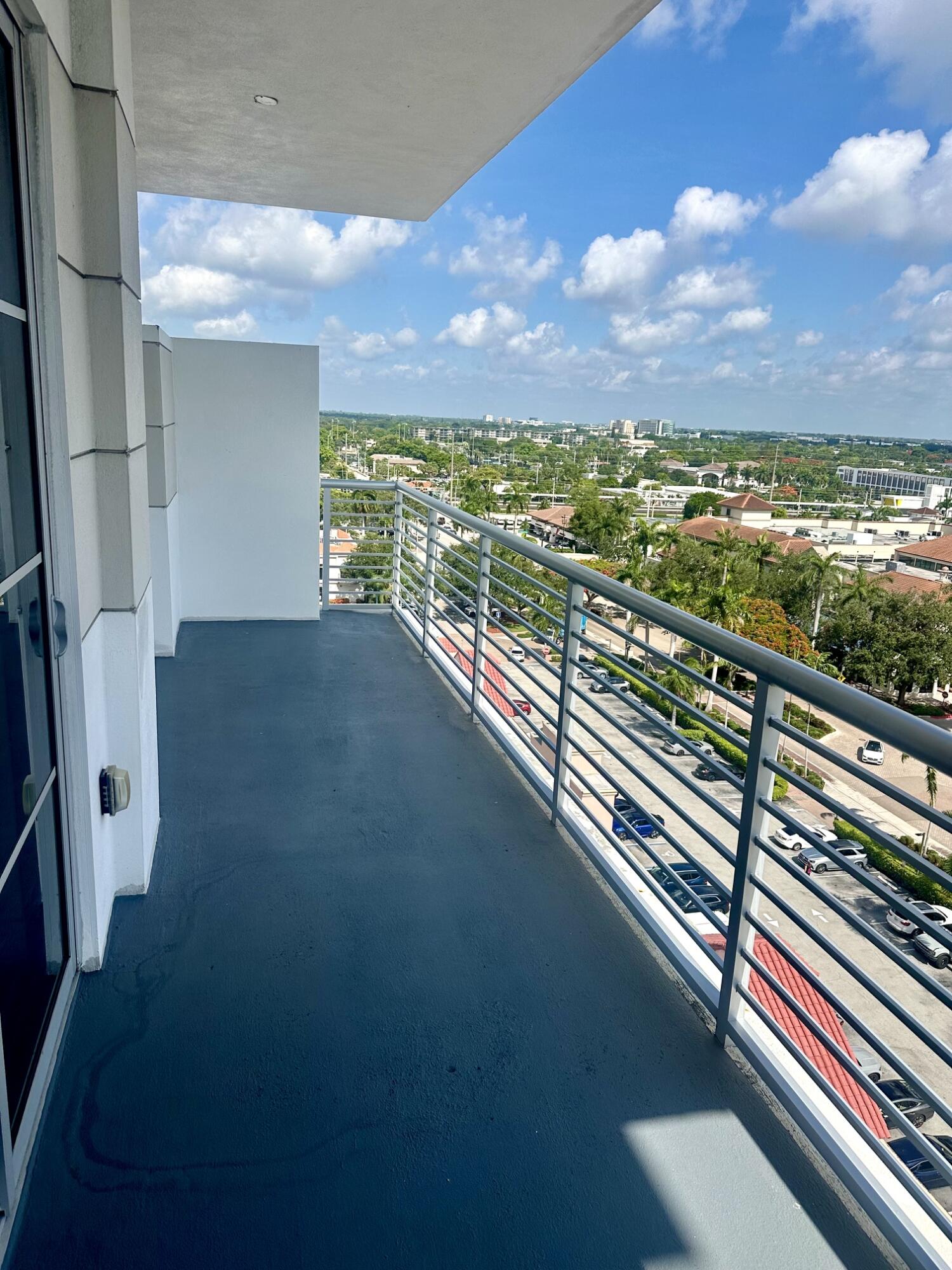 TOWER 155 - Residential Lease