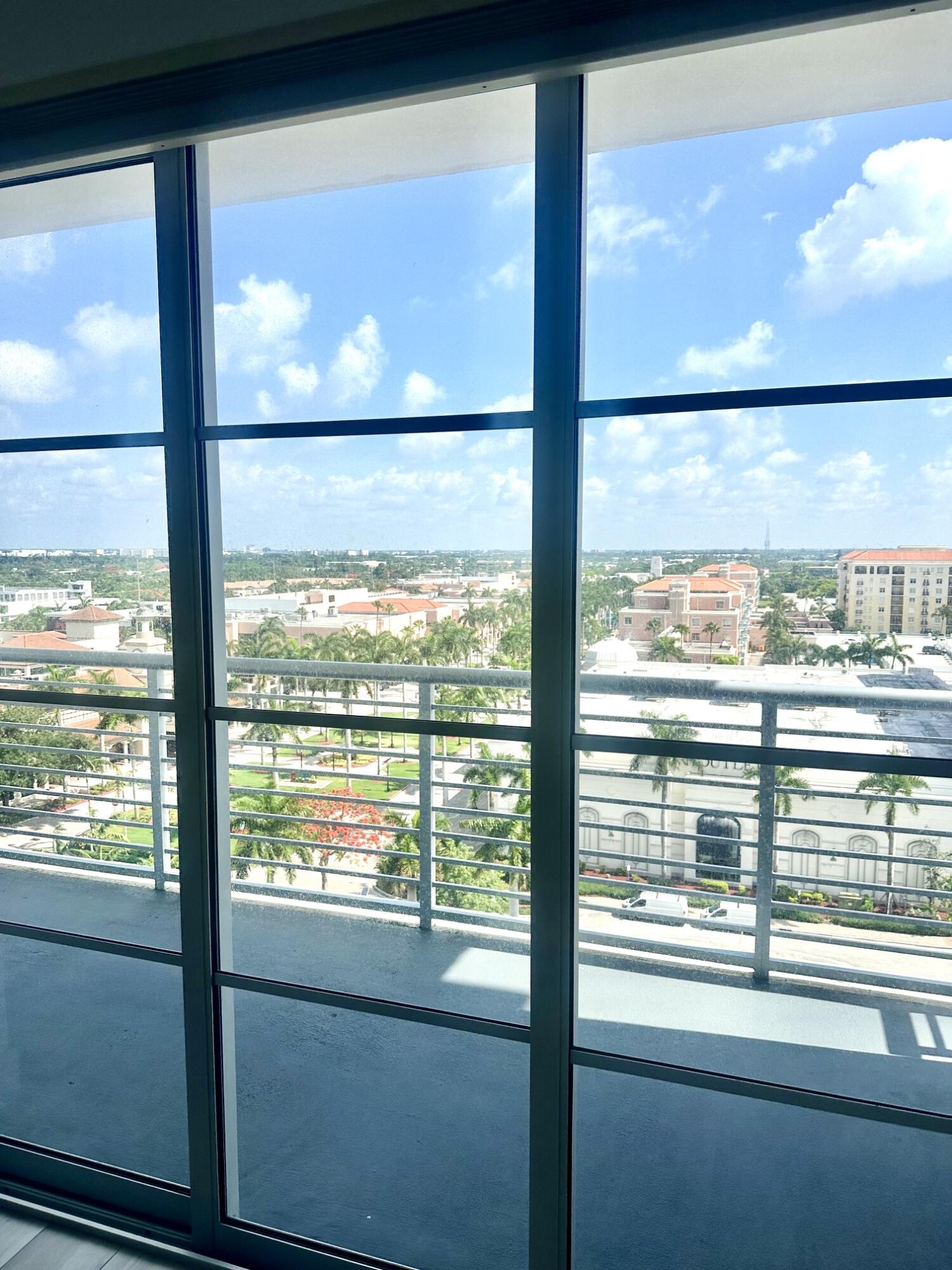 TOWER 155 - Residential Lease