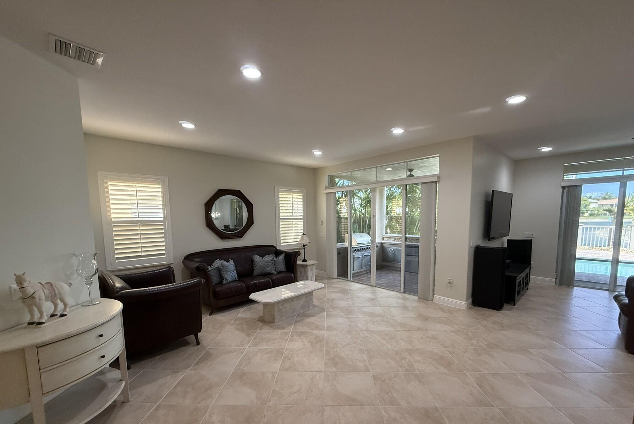 OLYMPIA 2 - Residential