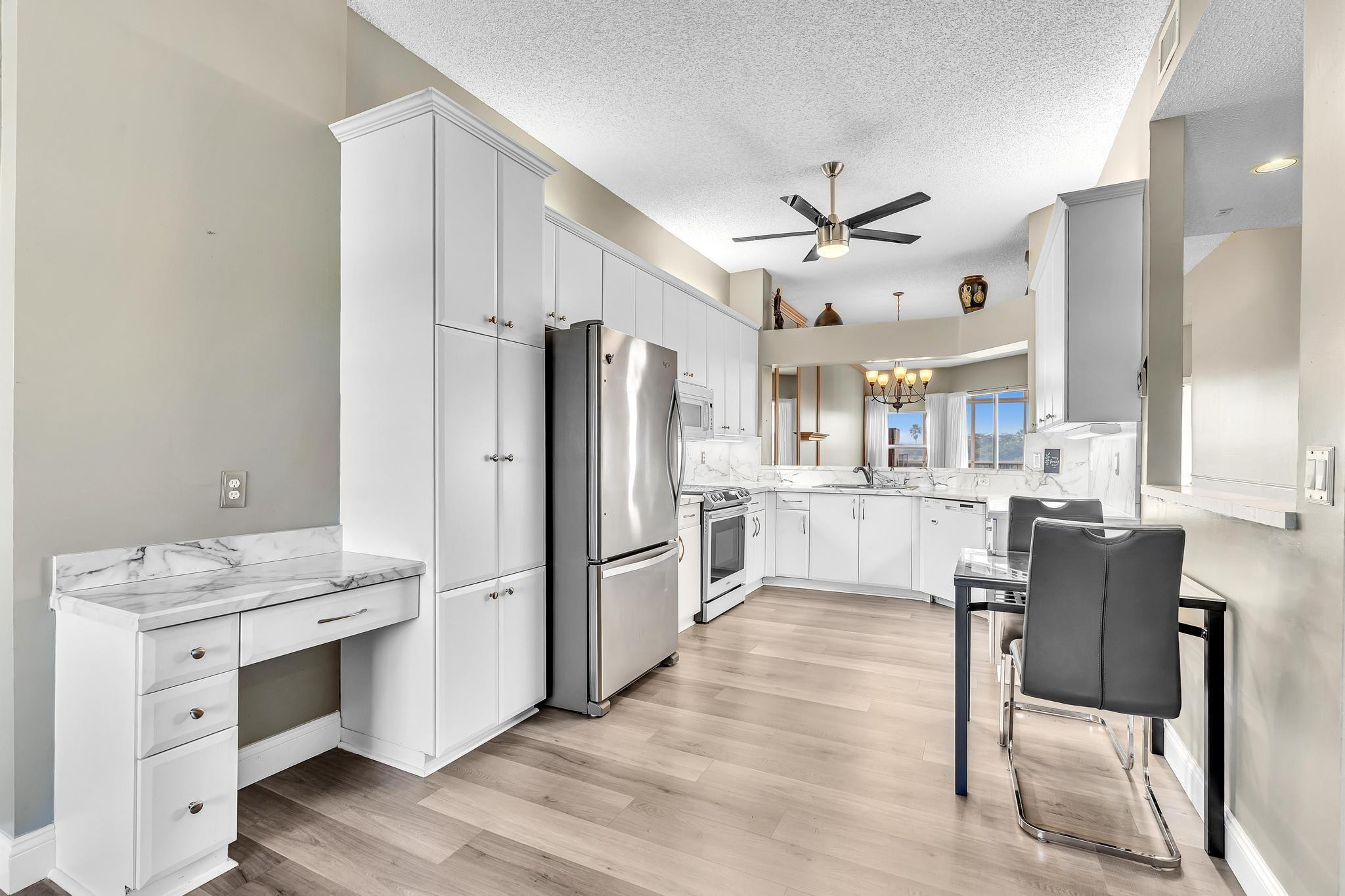 GRANVILLE CONDOMINIUM F - Residential