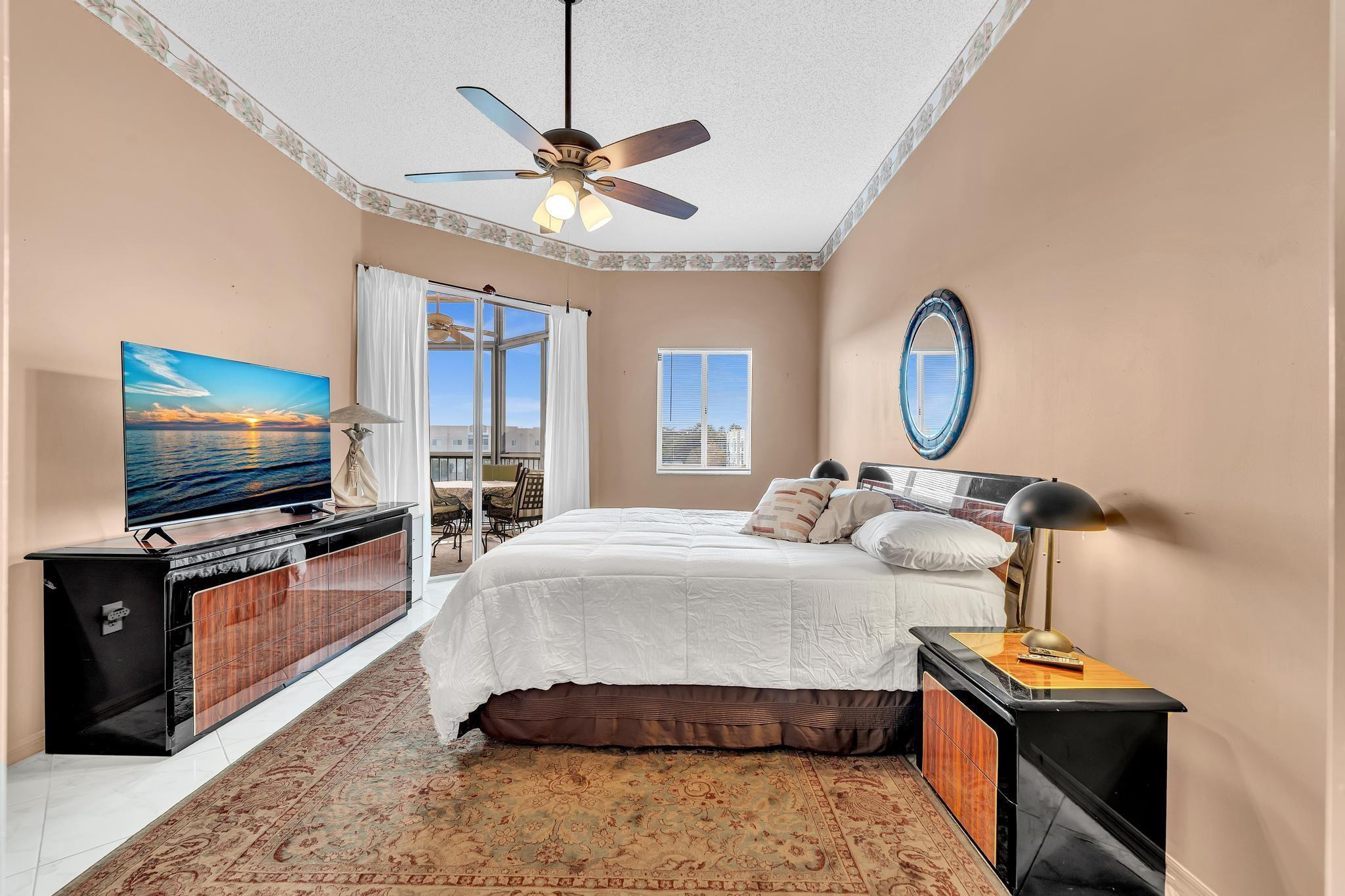 GRANVILLE CONDOMINIUM F - Residential